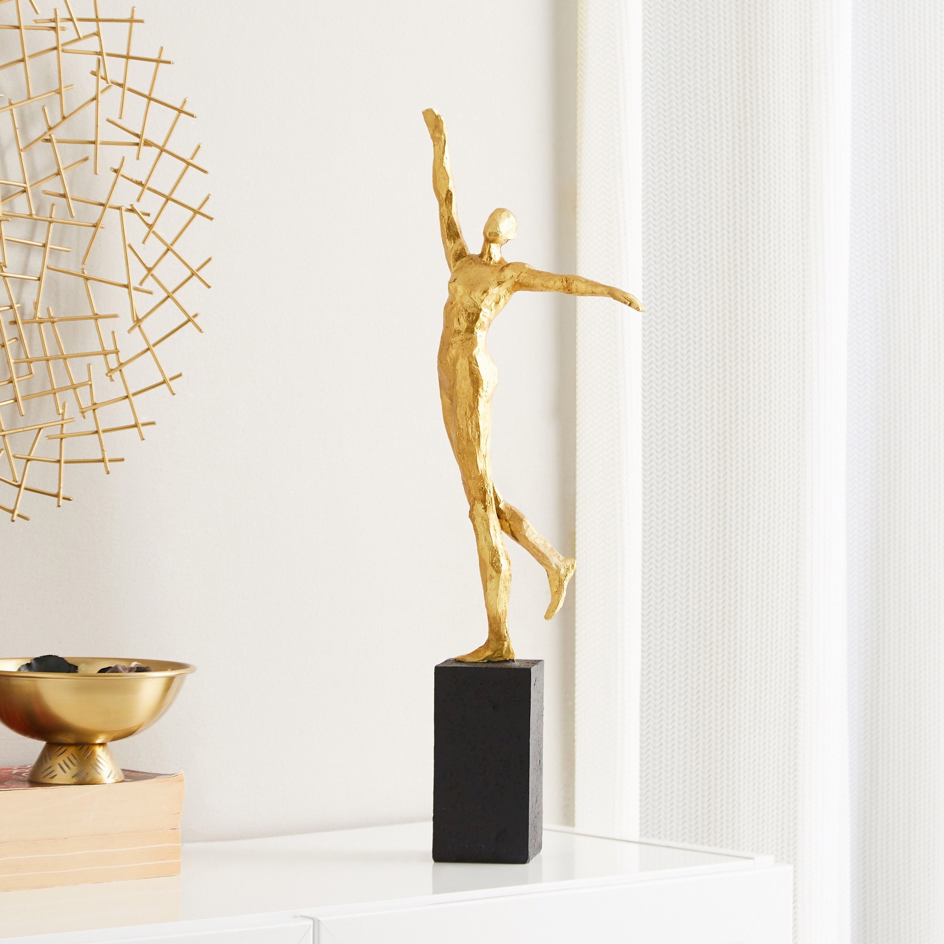 تمثال بوليريسين بتصميم أكروبات راقص من إيسلا - 16.5 × 10 × 49 سم-hbxhomeware-homedecor-figurinesandornaments-image-1