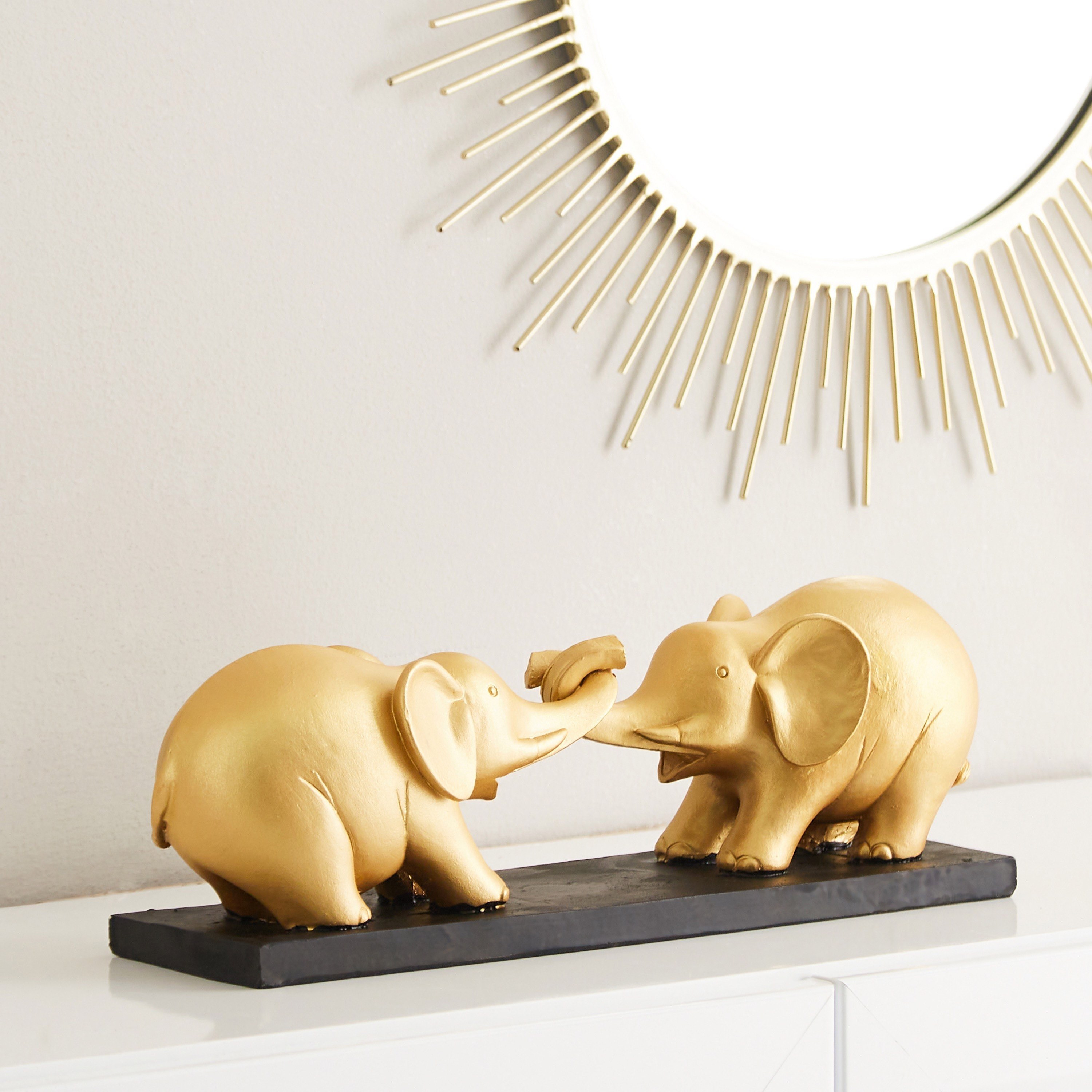 Isla Polyresin Elephant Tug of War - 34x9.5x11.8 cm-hbxhomeware-homedecor-figurinesandornaments-image-1