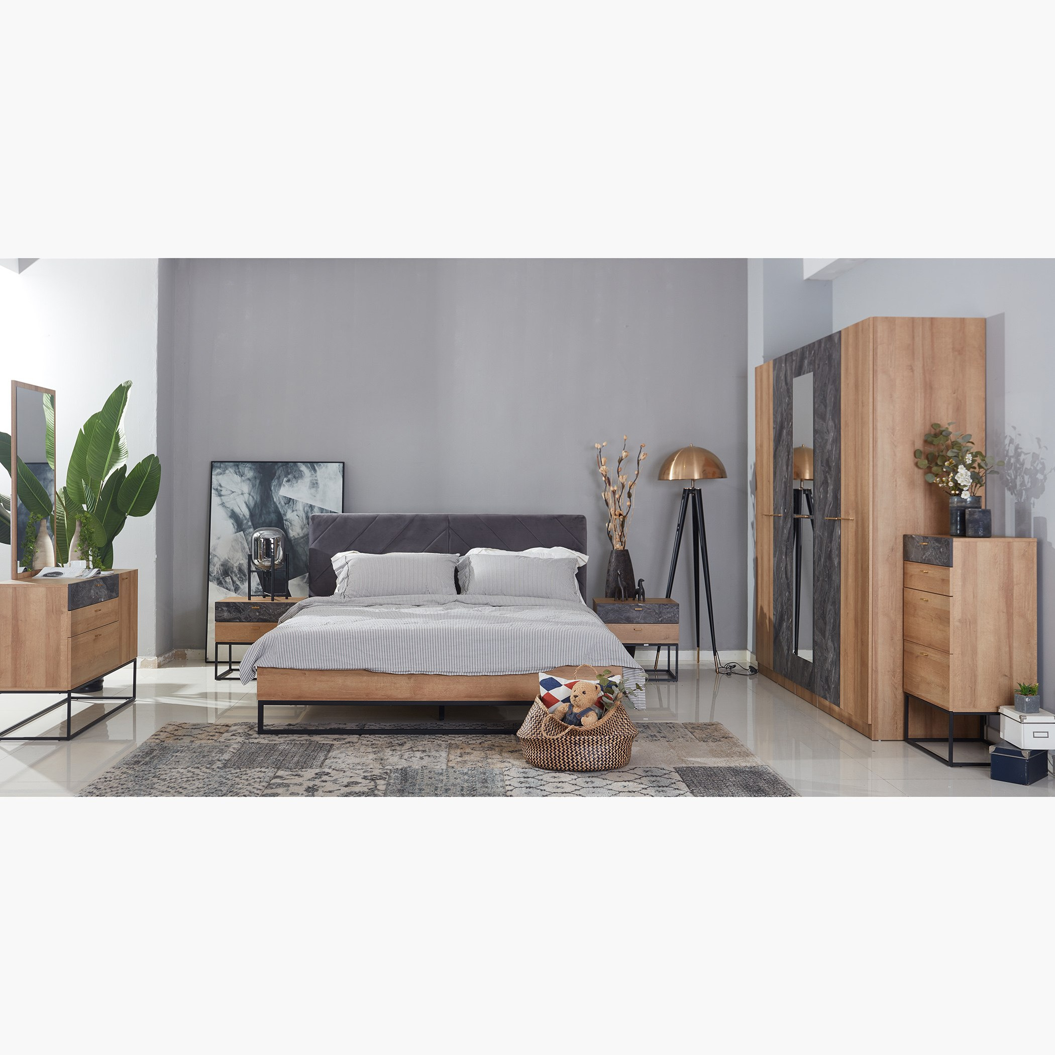 خزانة ملابس بـ 5 أبواب ومرآة من بالتيمور-hbxfurniture-wardrobes-image-7