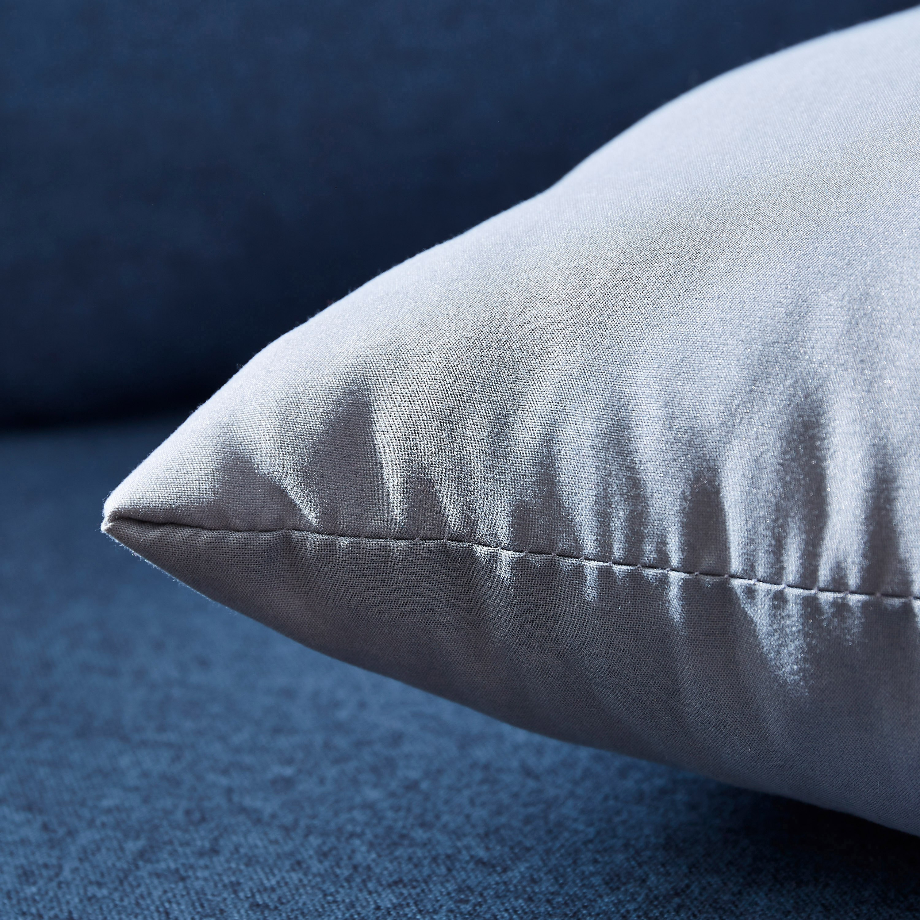 وسادة محشوة ألياف دقيقة من أكسيس - 40x40 سم-hbxlivingroom-furnishings-cushionsandcovers-filledcushions-image-2