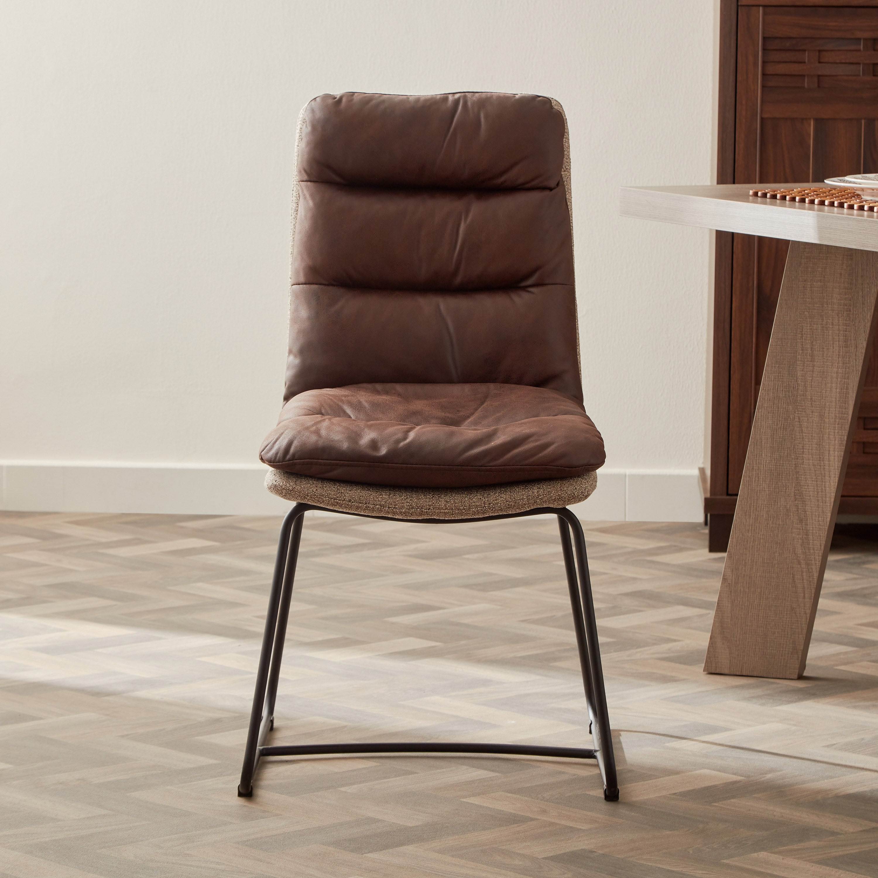 كرسي سفرة من رودس-hbxdiningroom-diningchairs-image-2