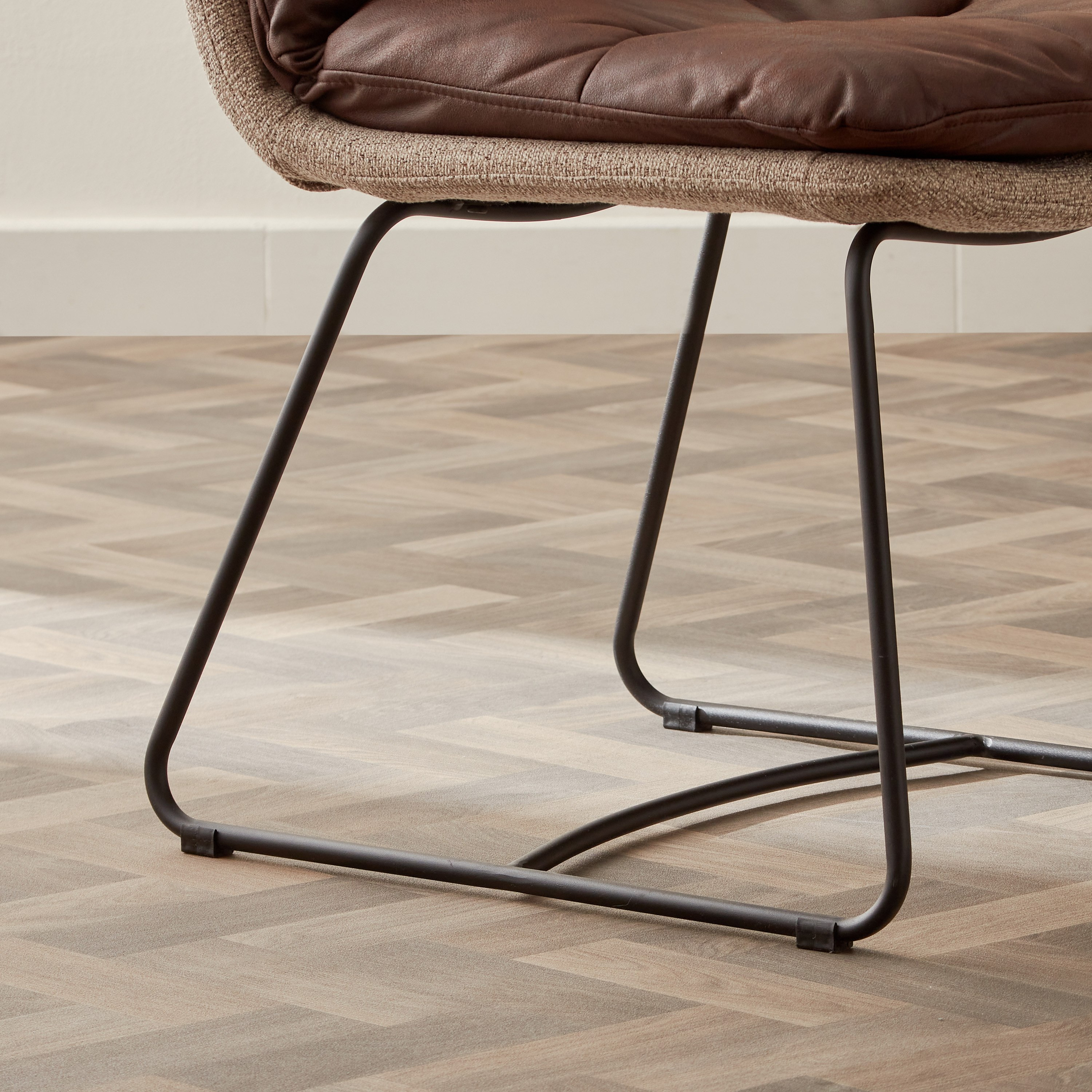 كرسي سفرة من رودس-hbxdiningroom-diningchairs-image-6