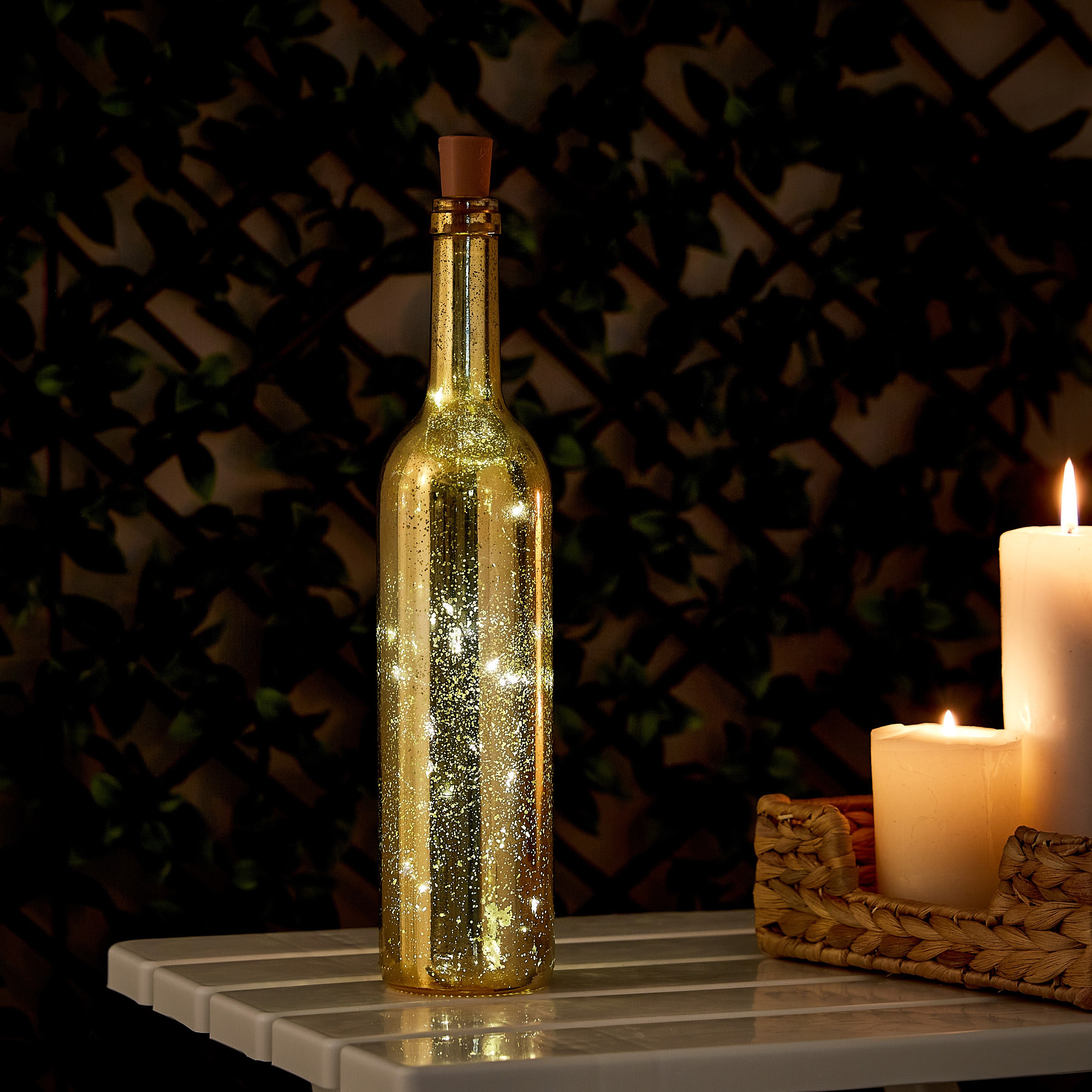 قارورة زجاجية بمصابيح إل إي دي صغيرة من أورلا - 8x8x35 سم-hbxdiningroom-lighting-decorativesandstringlights-image-2