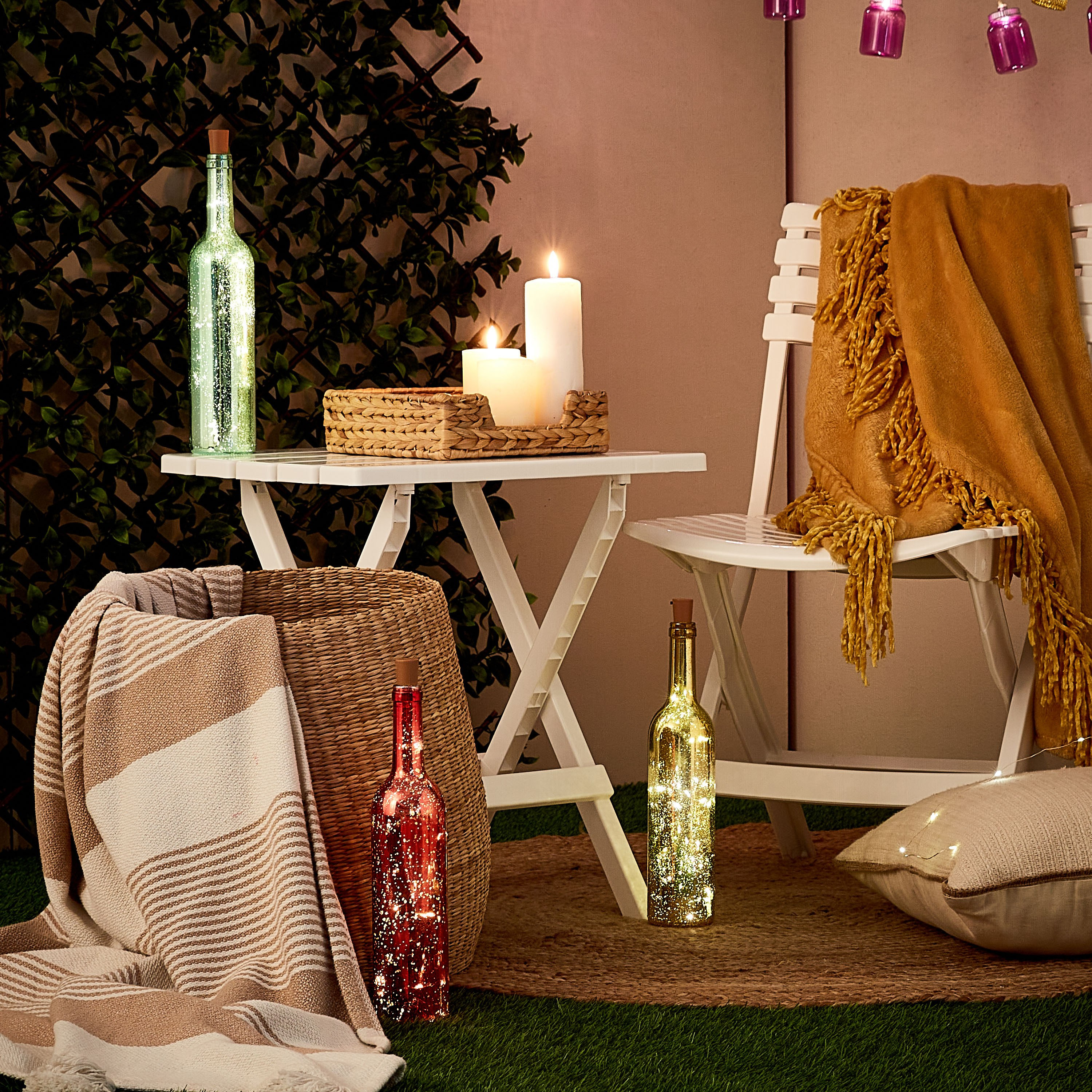 قارورة زجاجية بمصابيح إل إي دي صغيرة من أورلا - 8x8x35 سم-hbxdiningroom-lighting-decorativesandstringlights-image-5