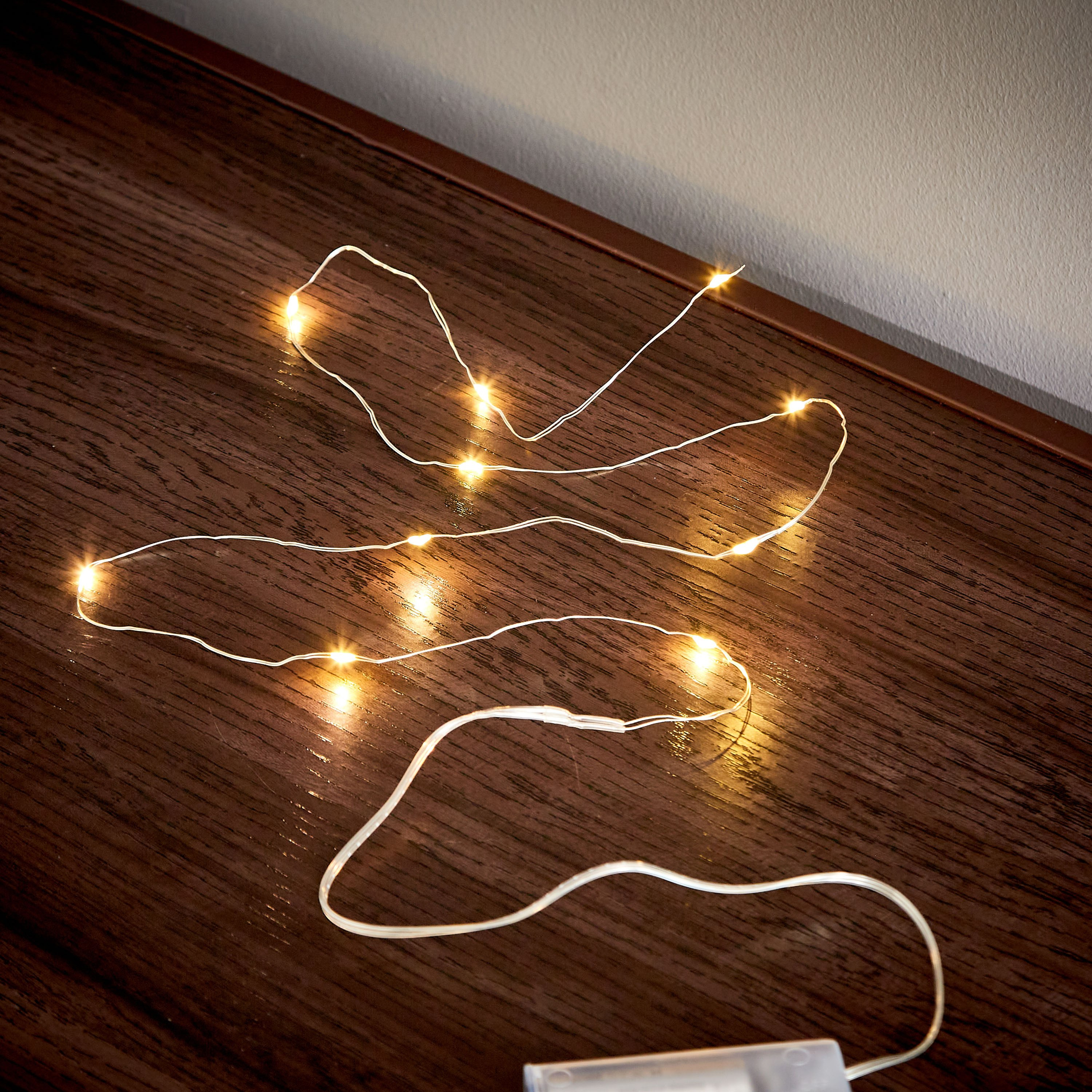 شريط إضاءة بـ10 لمبات مايكرو إل إي دي أر جي بي من أورلا - 130 سم-hbxdiningroom-lighting-decorativesandstringlights-image-2