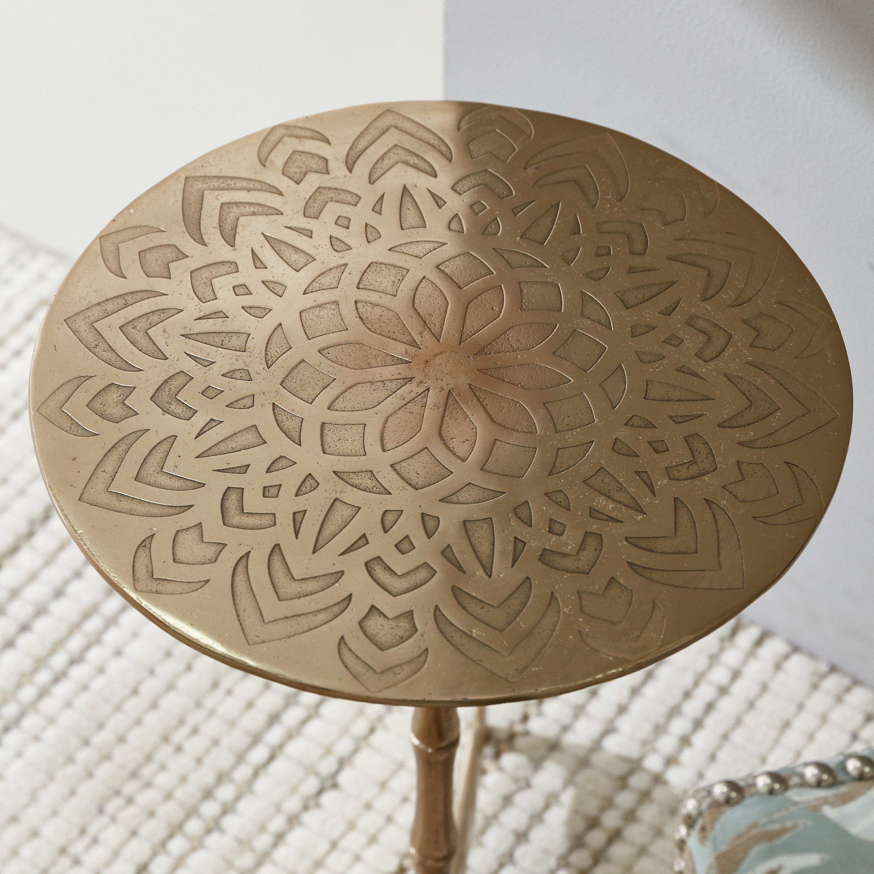 Zane Aluminum End Table-hbxfurniture-livingroom-endtables-image-3