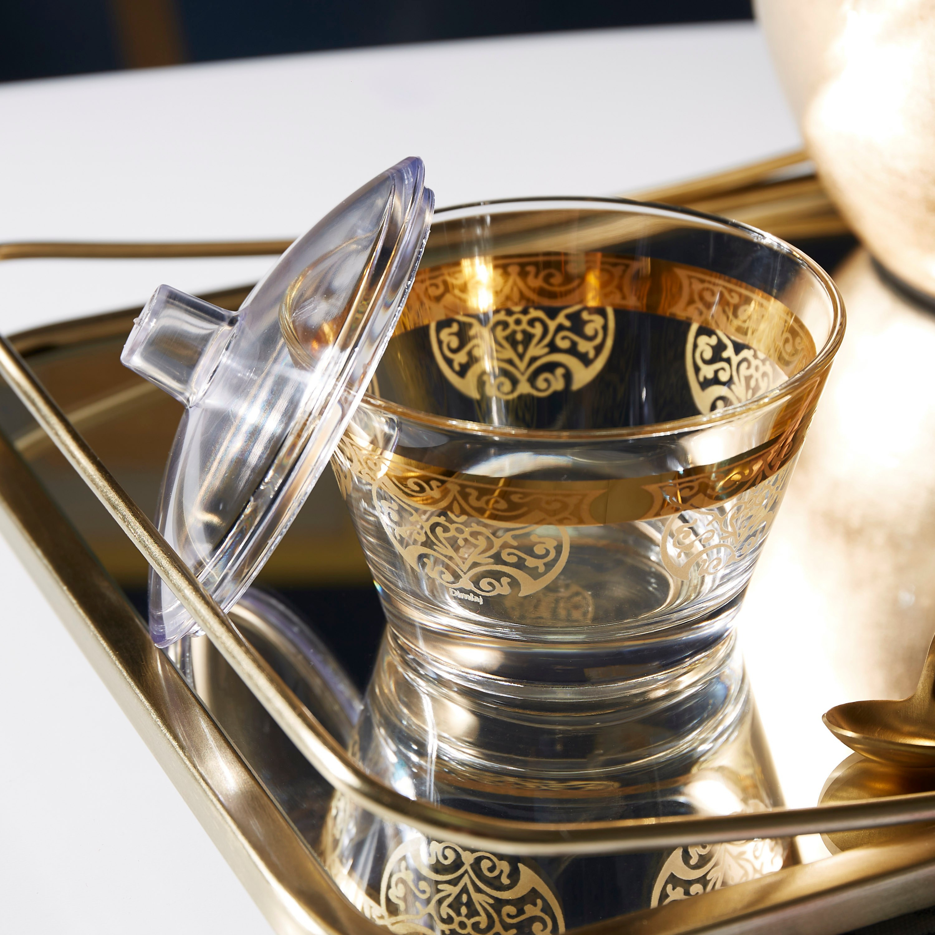 وعاء سكر ذهبي مع غطاء من ديملاج ألموند- 265 مل-hbxdecorandfurnishings-tabletop-crockery-image-2