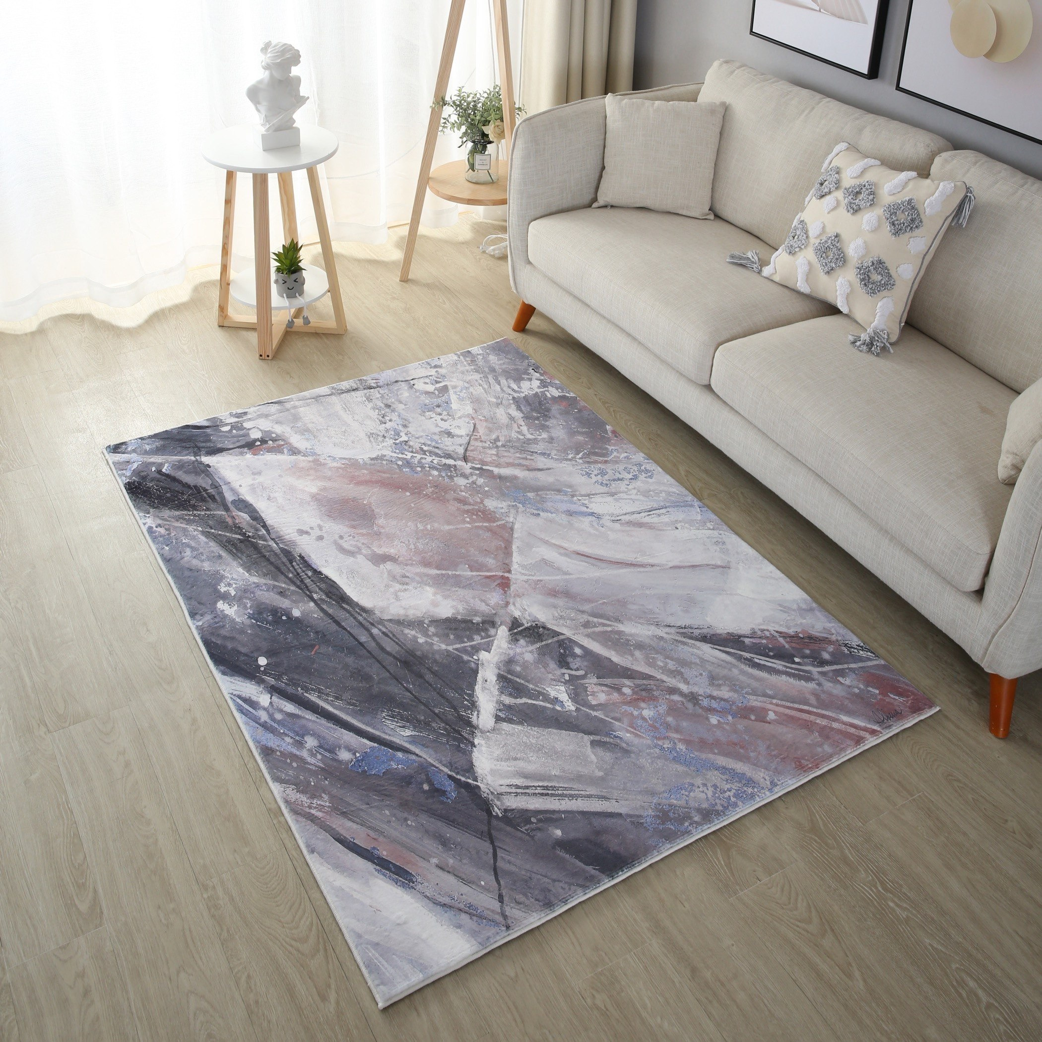 سجادة فرو مخمليّة بطبعات من ميلان دالتون - 120x170 سم-hbxdecorandfurnishings-floorcoverings-rugs-image-1