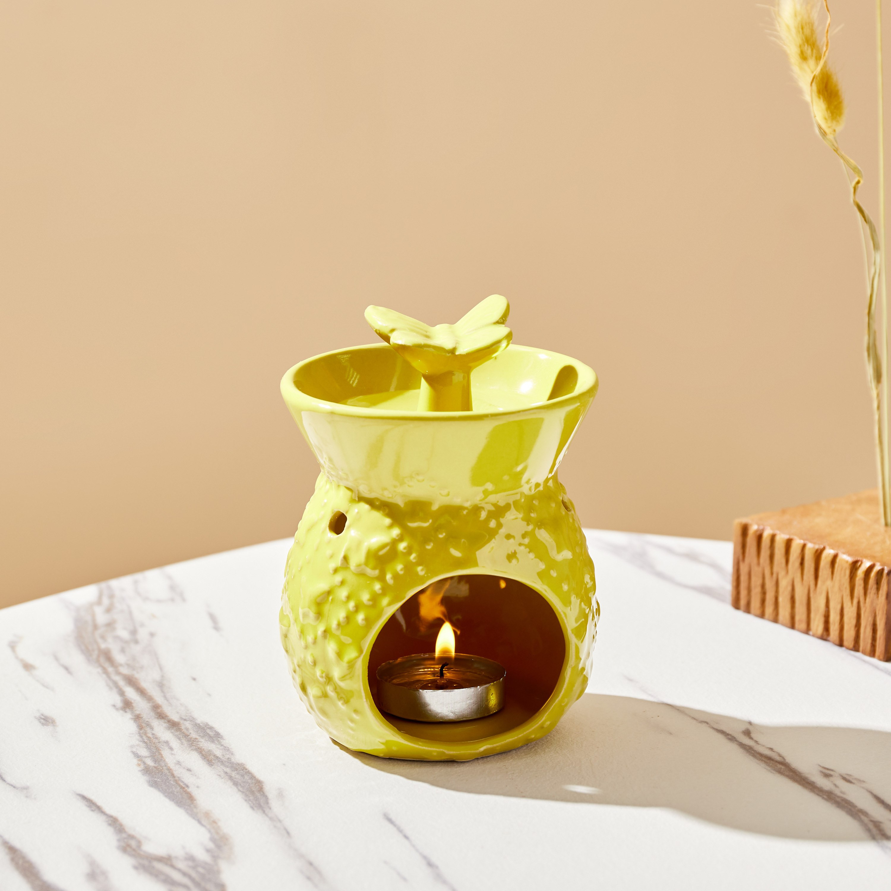 Zeta Butterfly Top Ceramic Oil Burner - 9x9x12 cm-hbxbedroom-homefragrance-oilburners-image-1