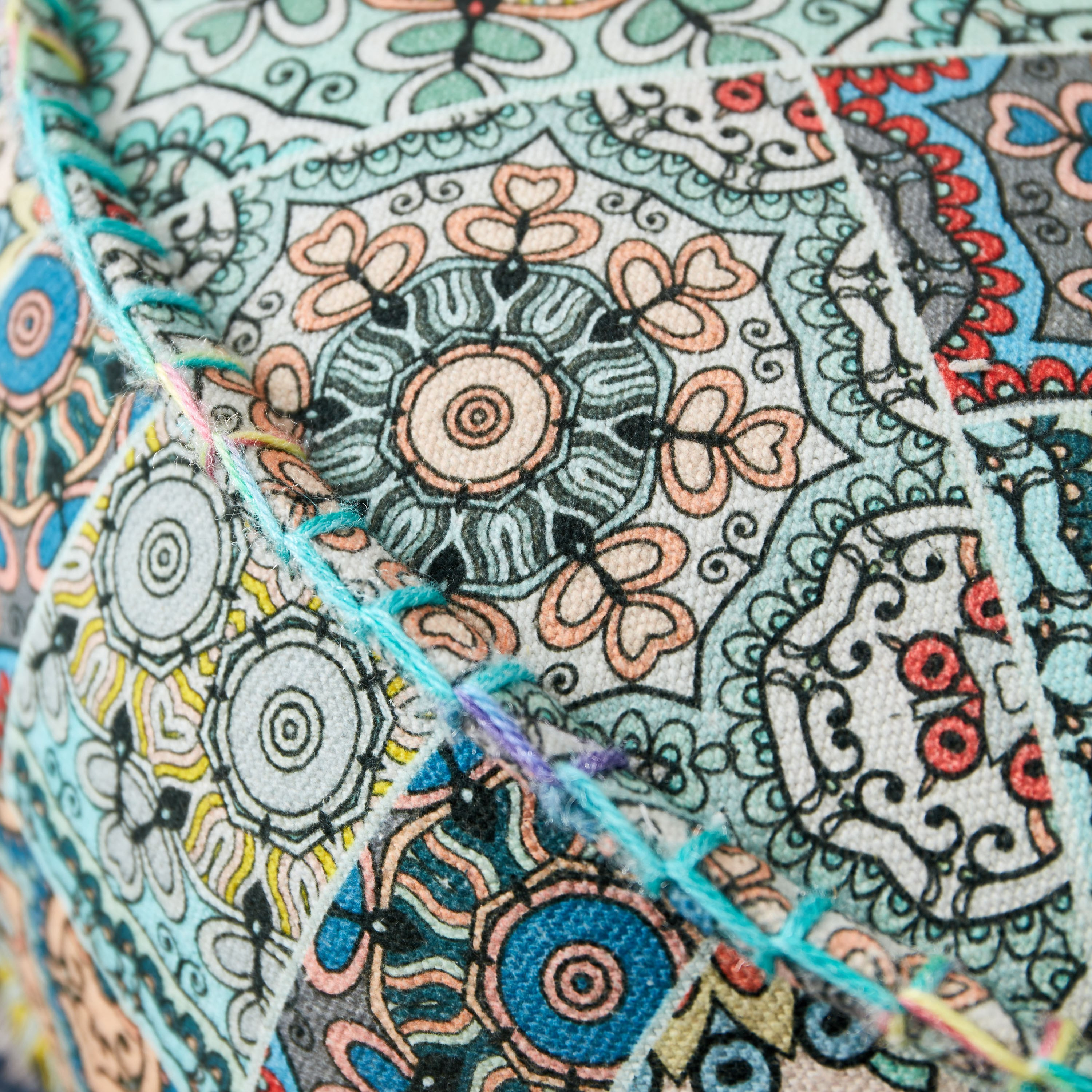 مقعد بوف بتصاميم رقعات وطبعات من مارجان ريزا - 60x25 سم-hbxlivingroom-sofasandarmchairs-ottomansandfootstools-image-3