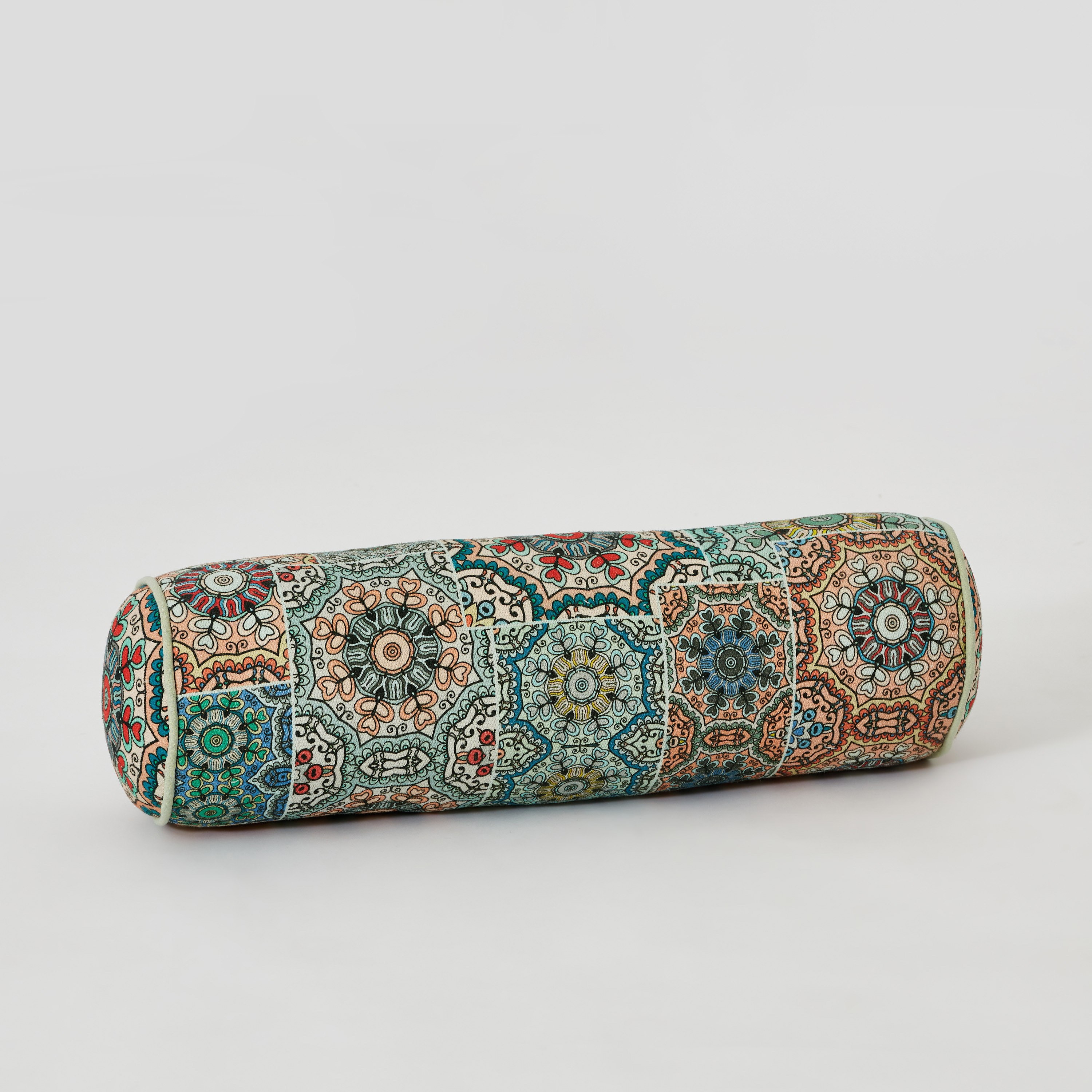 وسادة طويلة بتصميم رقعات وطبعات من مارجان ماهير - 50x20 سم-PROMO_HB_AE_B1G1_250925-image-5