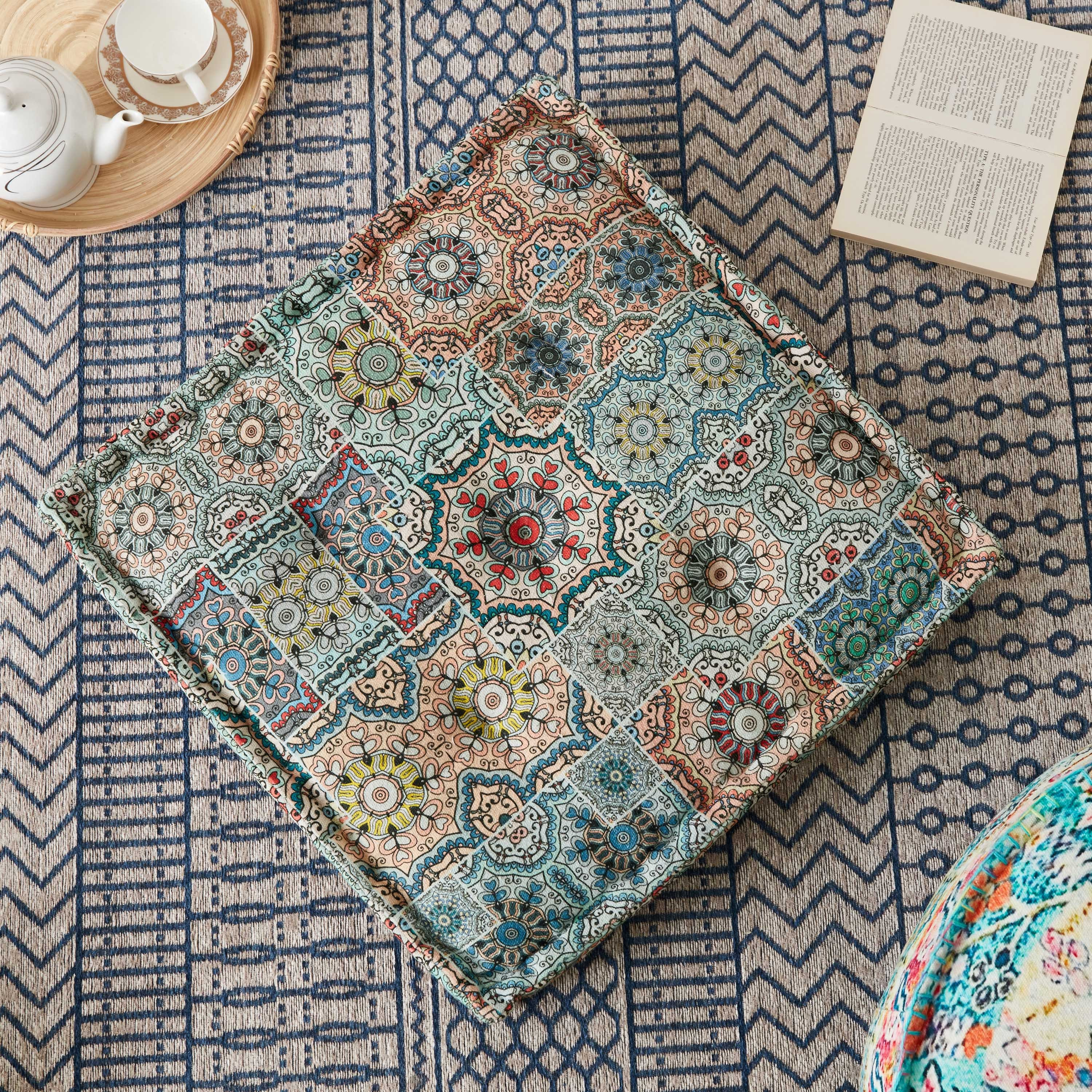 وسادة أرضيّة بتصاميم رقعات طبعات من مارجان ريزا - 60x60x12 سم-PROMO_HB_AE_B1G1_250925-image-1