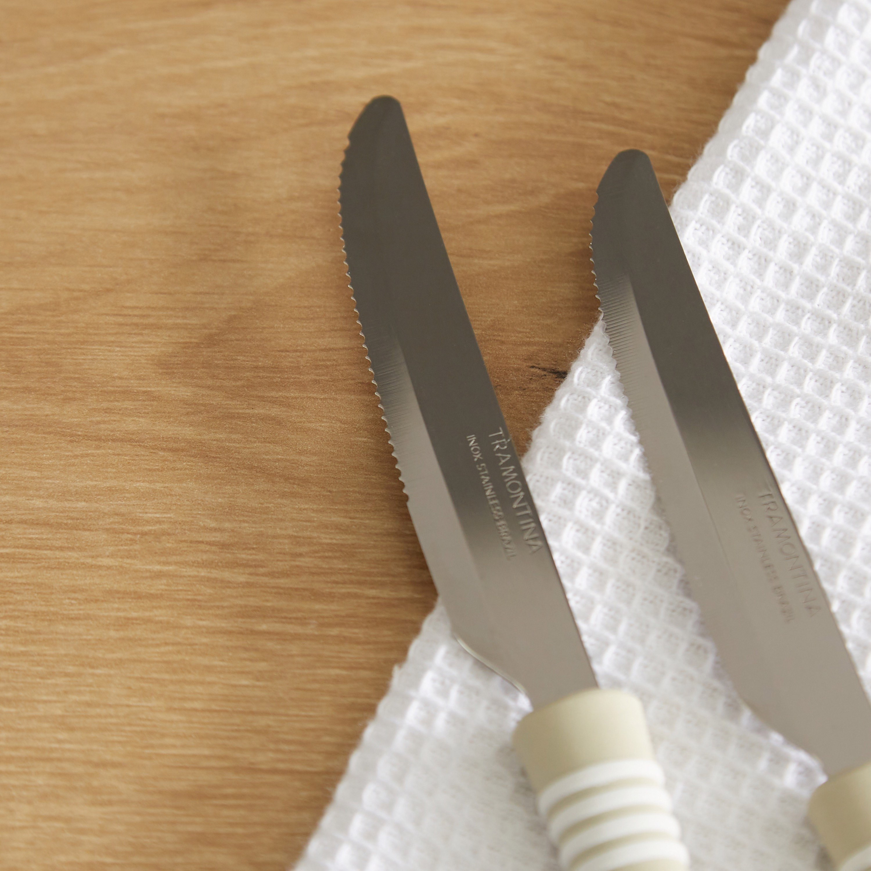 طقم سكاكين سفرة قطعتان من ترامونتينا-hbxhomeware-hbxkitchen-image-3
