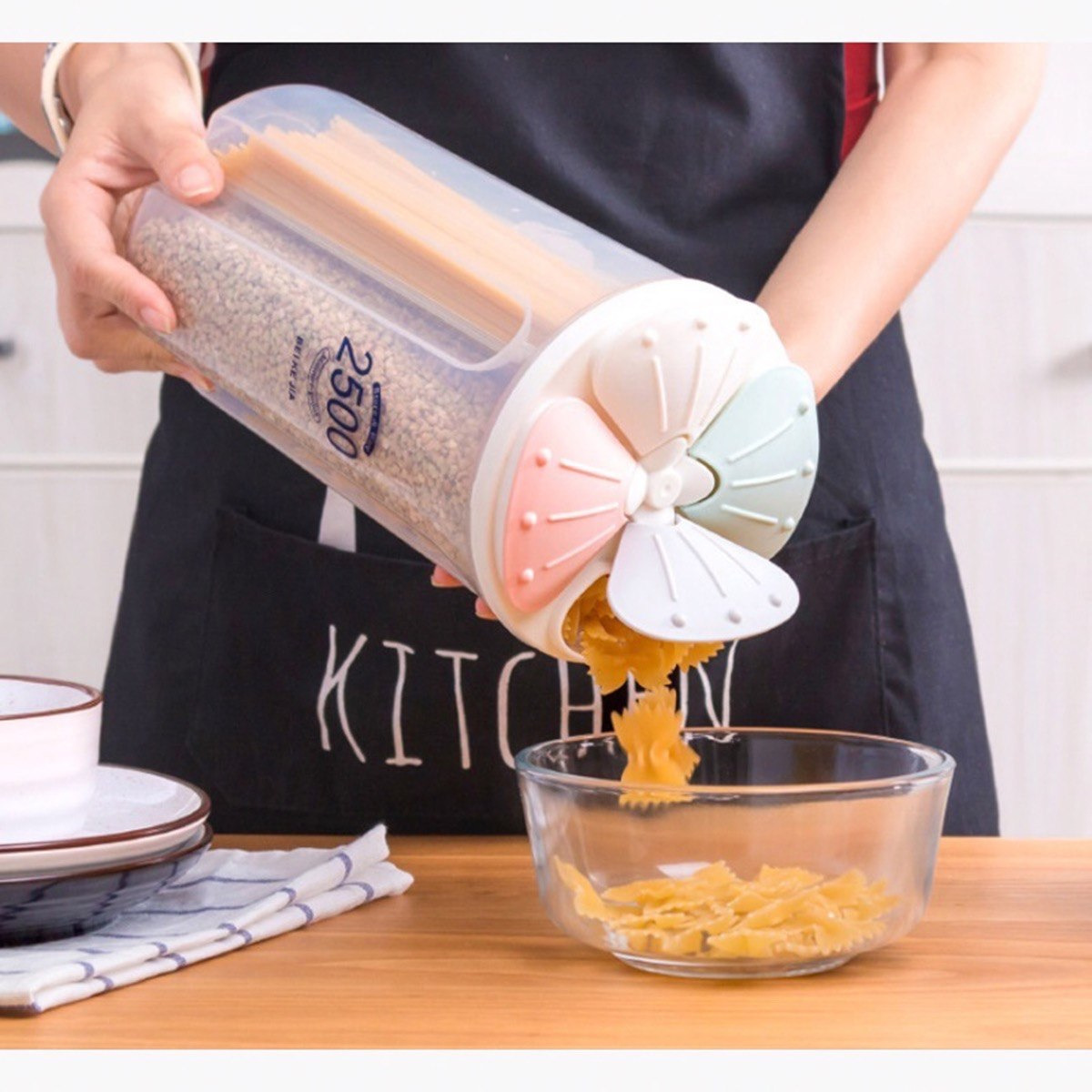 حاوية تخزين متعددة الأغراض بـ4 أقسام من نيو - 2.5 لتر-hbxhomeware-hbxkitchen-image-1