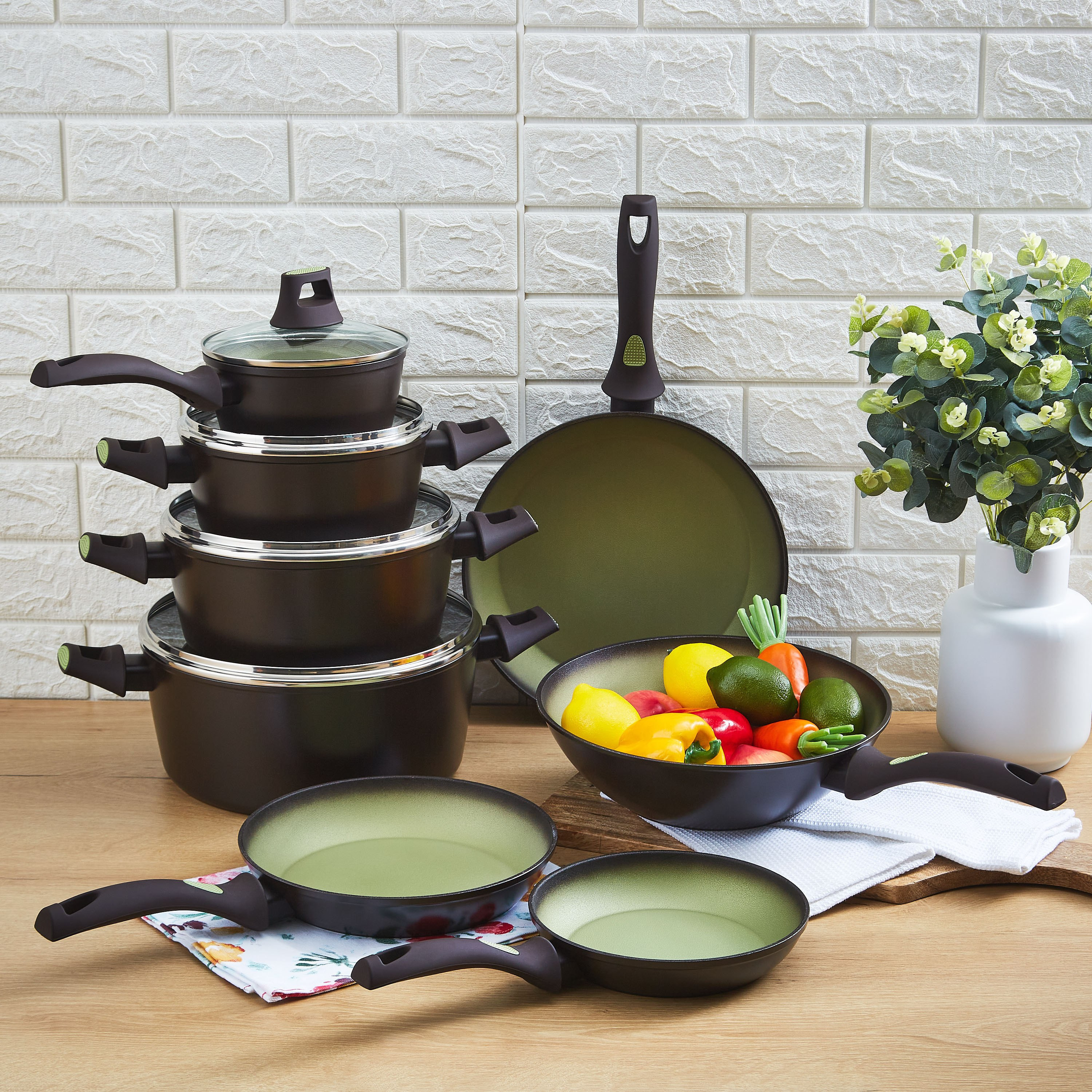 مقلاة بمقبض ناعم من فيست أفوكادو- 20 سم-hbxkitchen-kitchenware-foodpreparation-image-6
