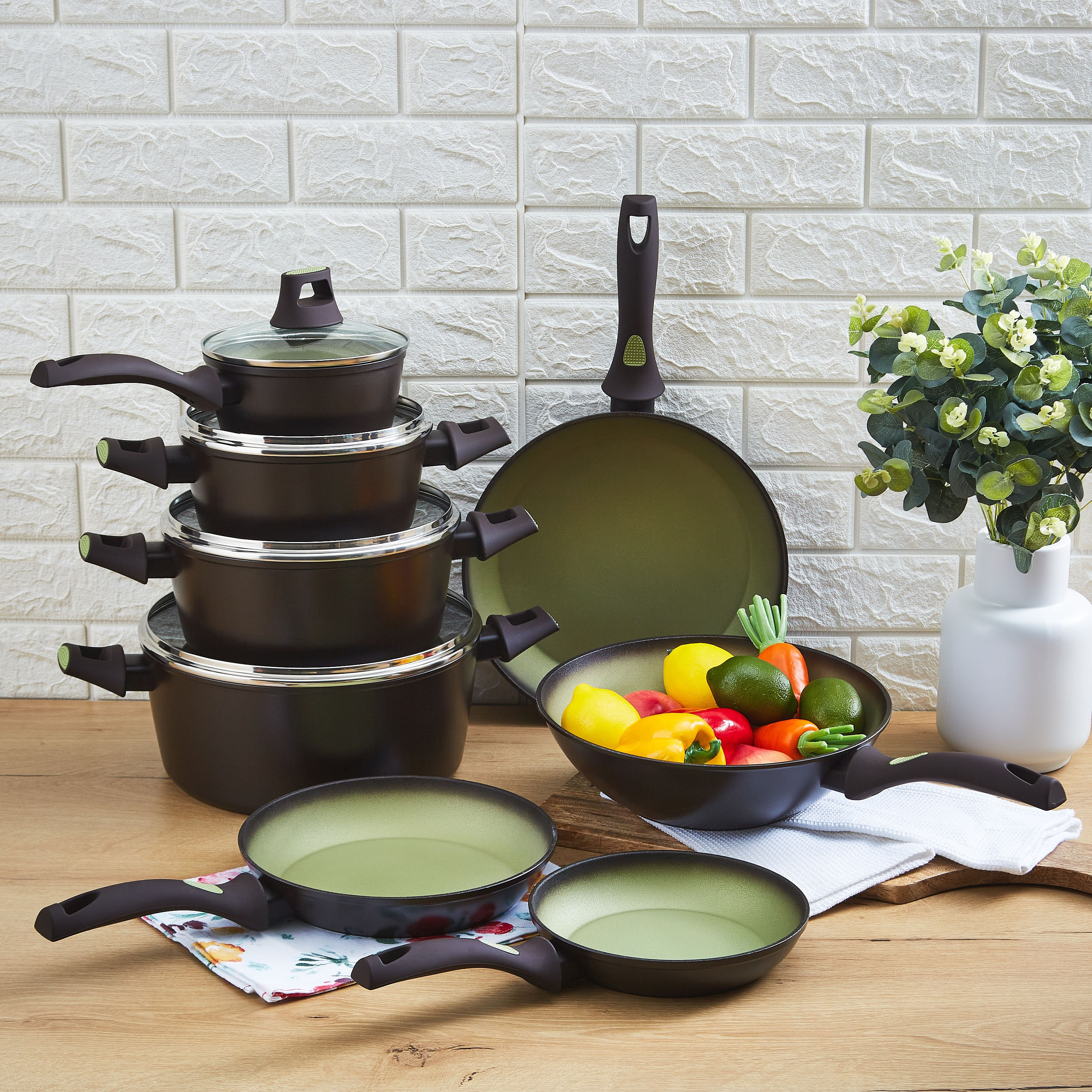Feast Avocado Casserole with Soft Grip Handle - 20 cm-hbxkitchen-kitchenware-foodpreparation-image-7