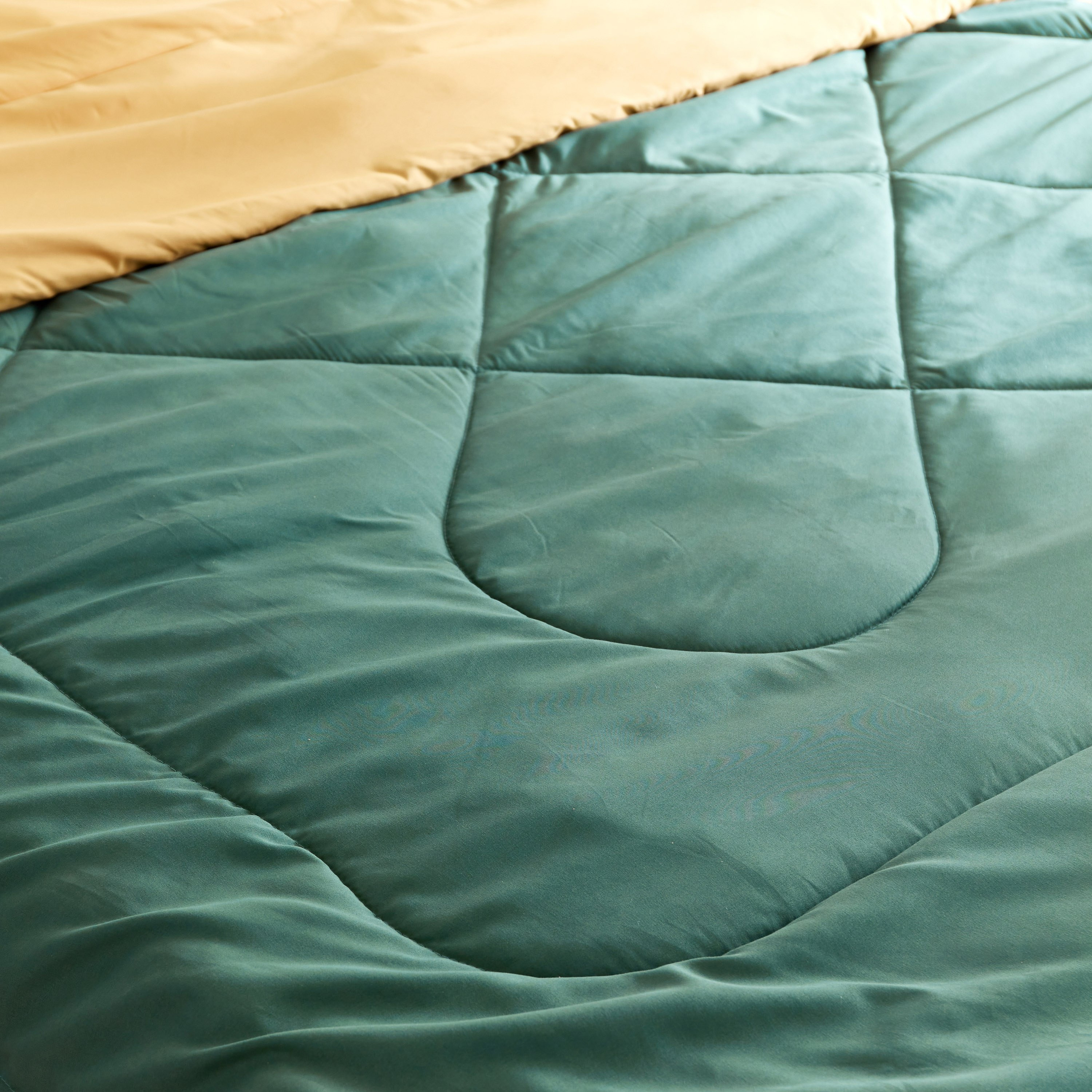 طقم لحاف كوين من الألياف الدقيقة يستخدم على الوجهين 3 قطع من ديربي - 230x200 سم-hbxhomeware-hbxdecorandfurnishings-image-4