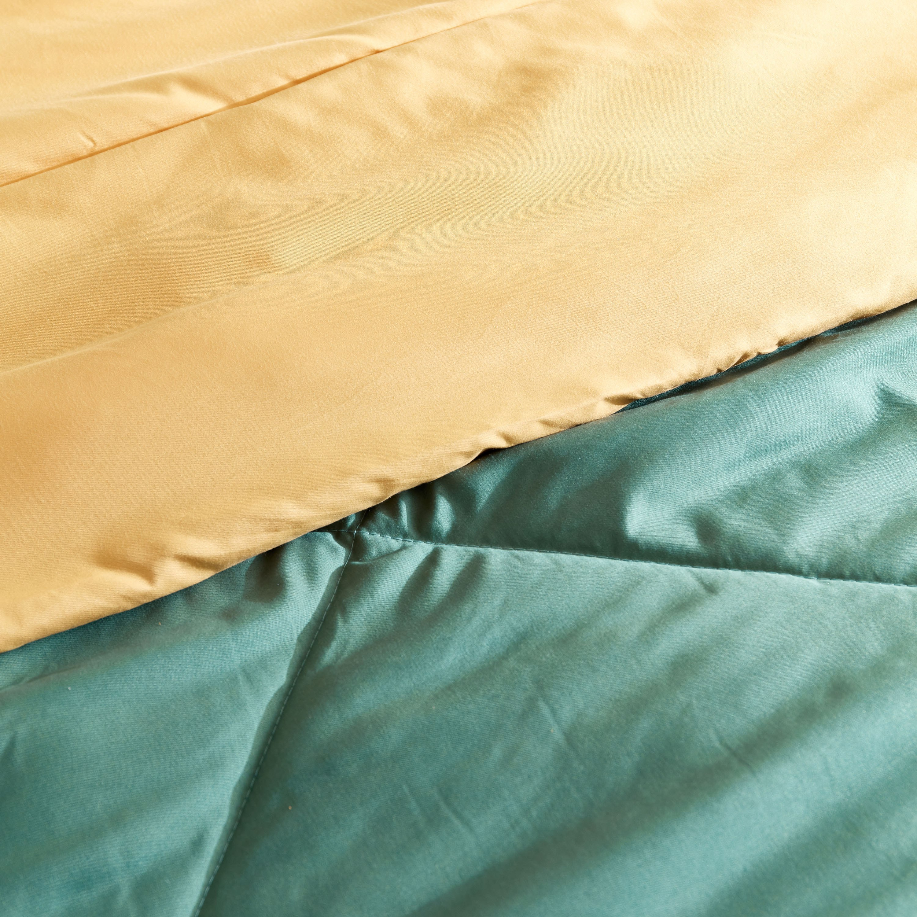 طقم لحاف كوين من الألياف الدقيقة يستخدم على الوجهين 3 قطع من ديربي - 230x200 سم-hbxhomeware-hbxdecorandfurnishings-image-5