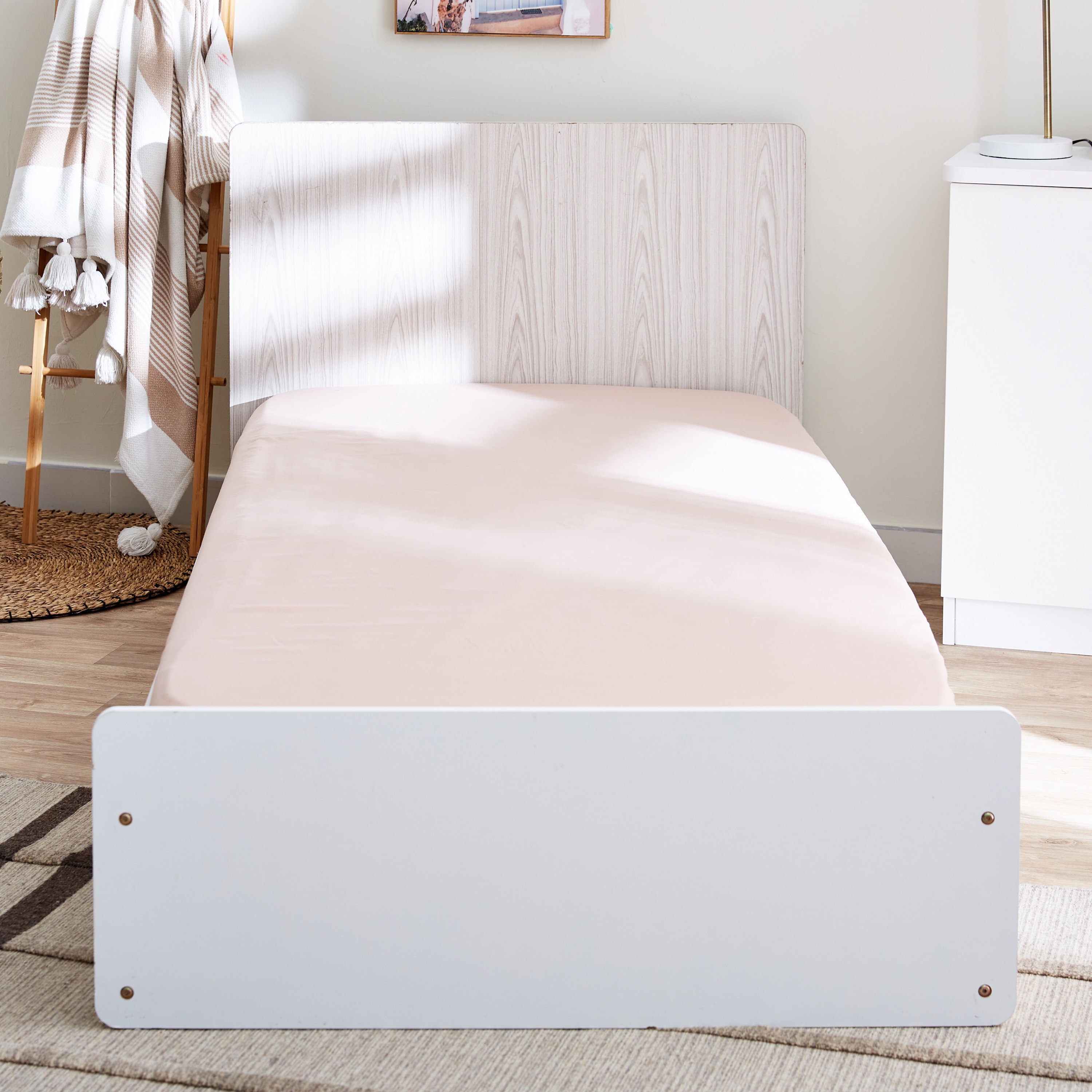 شرشف مطاطي فردي سادة ألياف دقيقة من ديربي - 90x190+20 سم-hbxhomeware-hbxbedroom-image-3