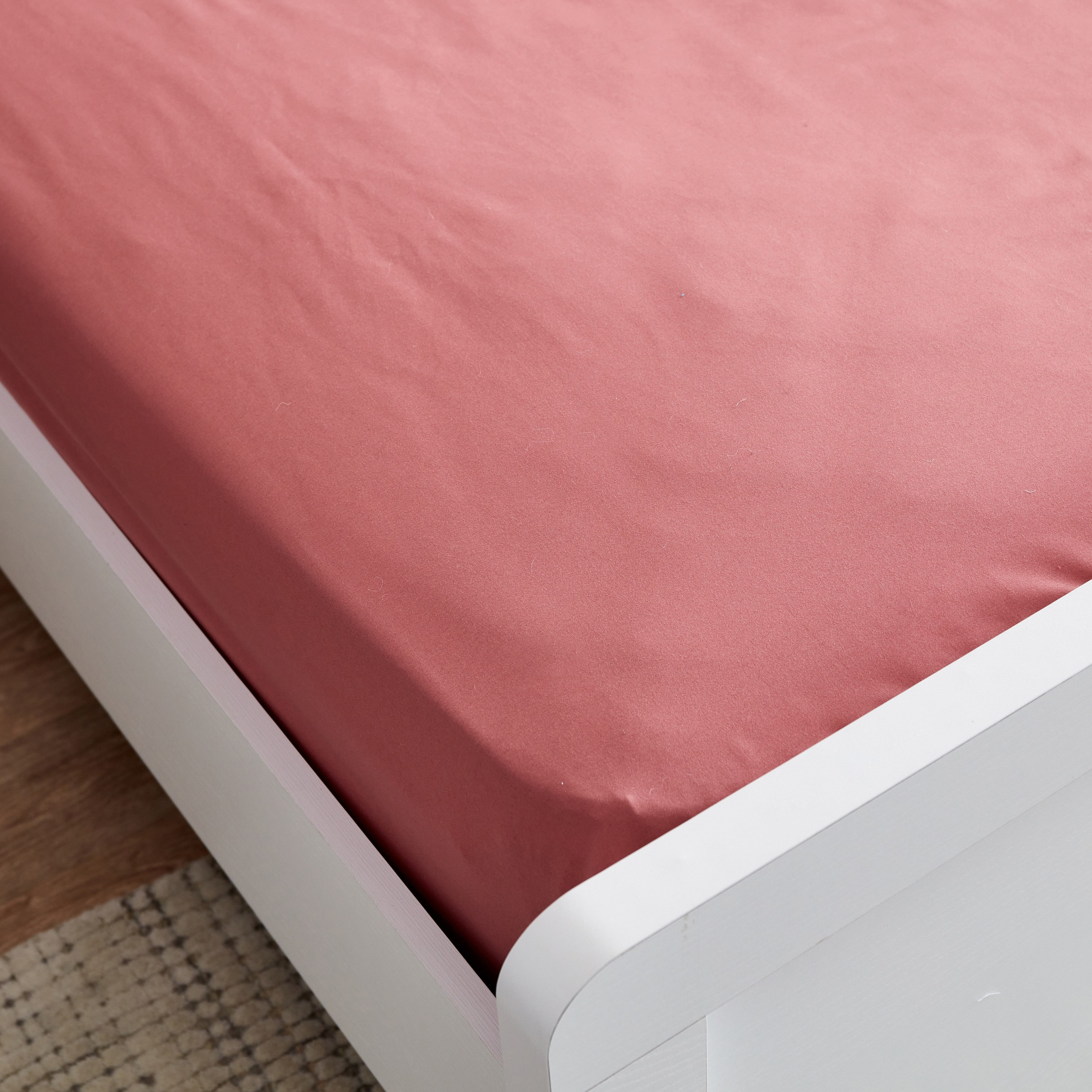 Derby Solid King Microfibre Fitted Sheet - 180x200+25 cm-hbxhomeware-hbxbedroom-image-4