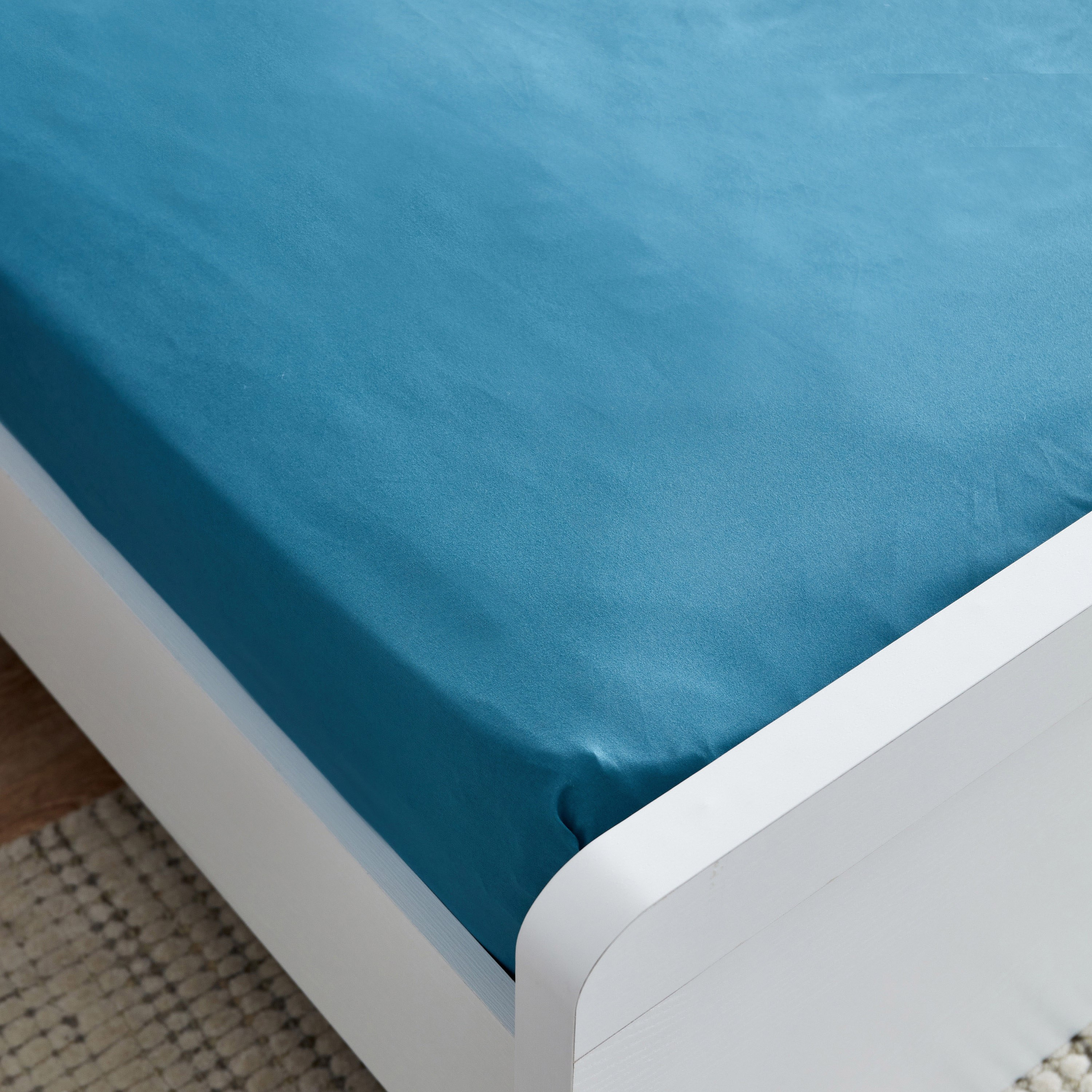 Derby Solid King Microfiber Fitted Sheet - 180x200+25 cm-hbxhomeware-hbxbedroom-image-4