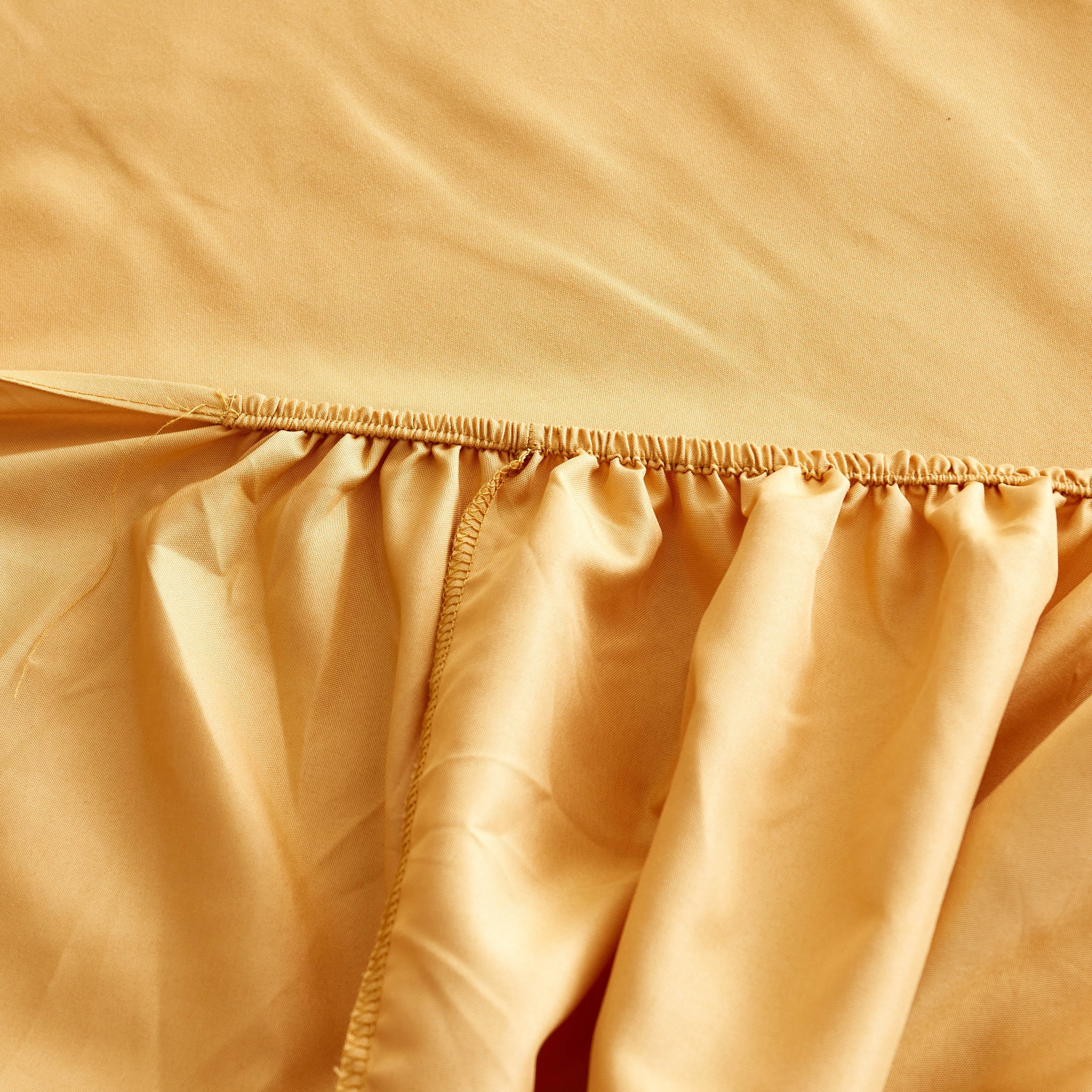 شرشف مطاطي كينج سادة ألياف دقيقة من ديربي - 180x200+25 سم-hbxhomeware-hbxbedroom-image-5