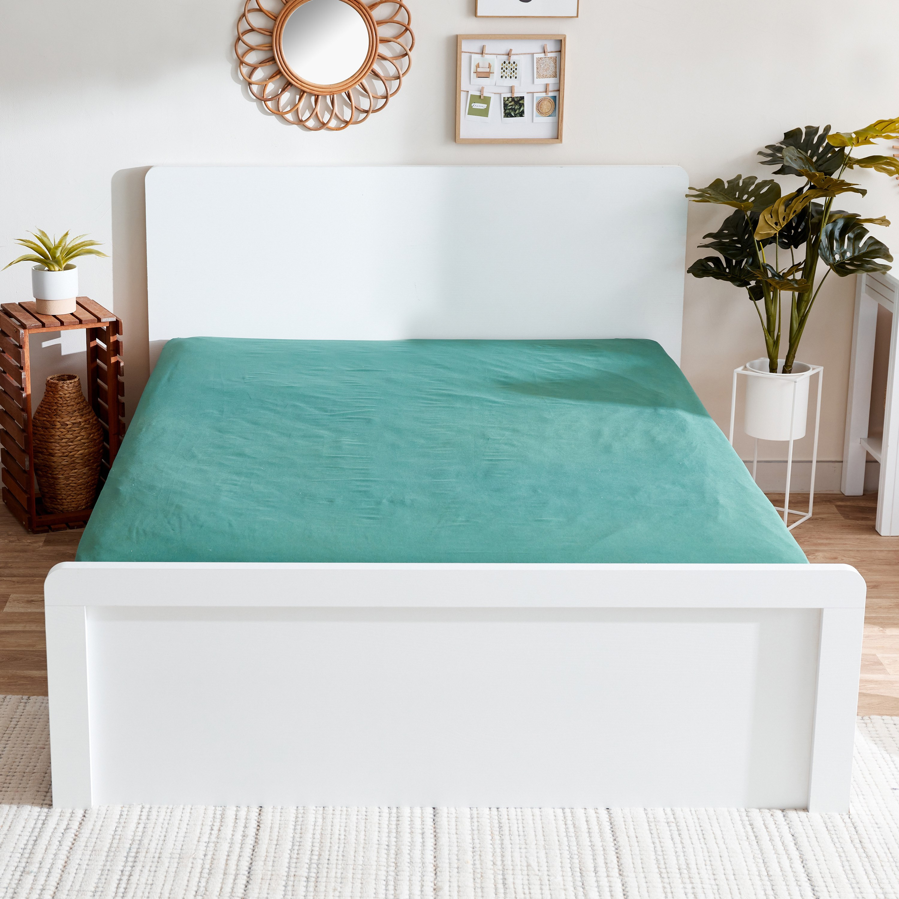 Derby Solid King Microfibre Fitted Sheet - 180x200+25 cm-hbxhomeware-hbxbedroom-image-3