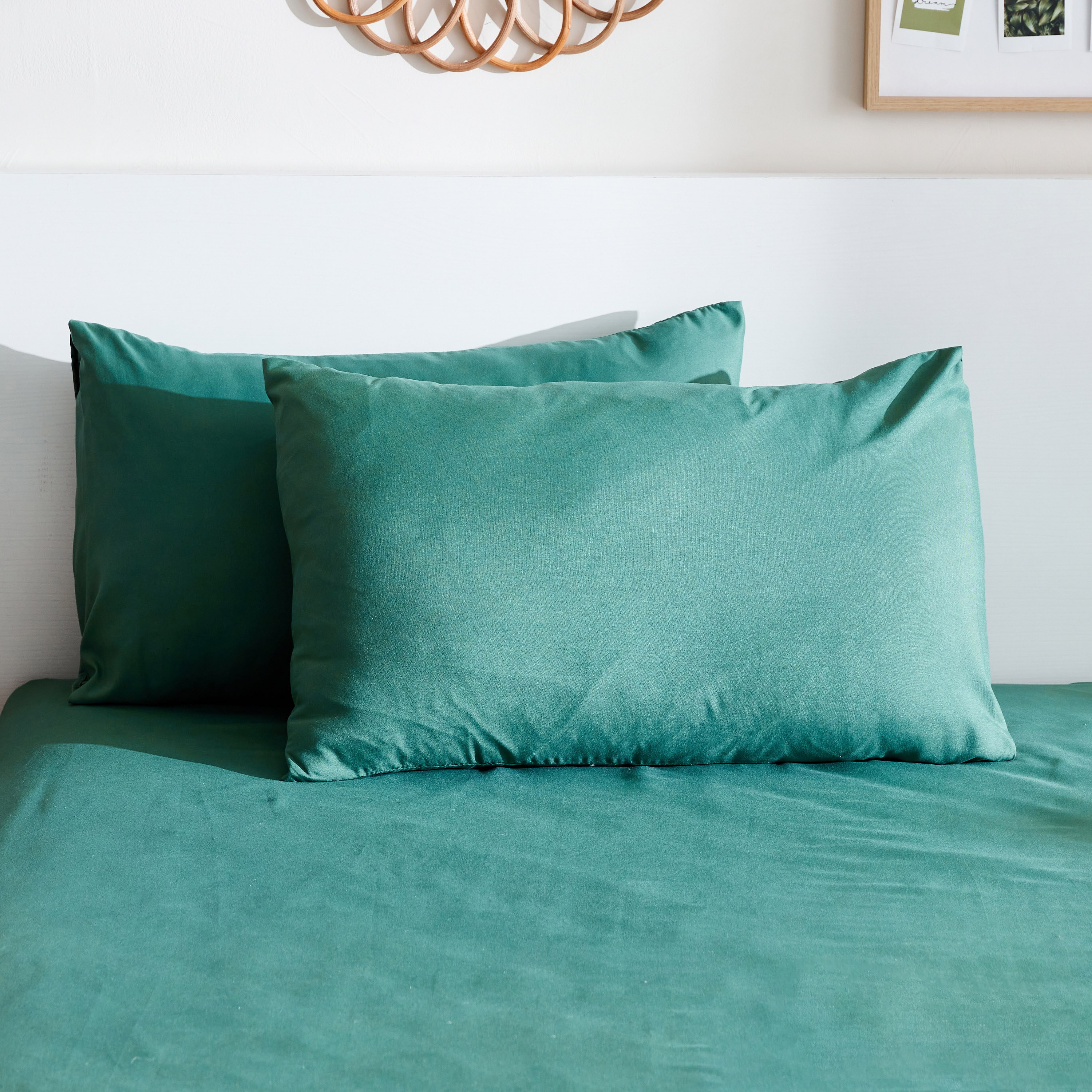 طقم غطاء وسادة ألياف دقيقة سادة من ديربي - 45x75 سم-hbxhomeware-hbxbedroom-image-2