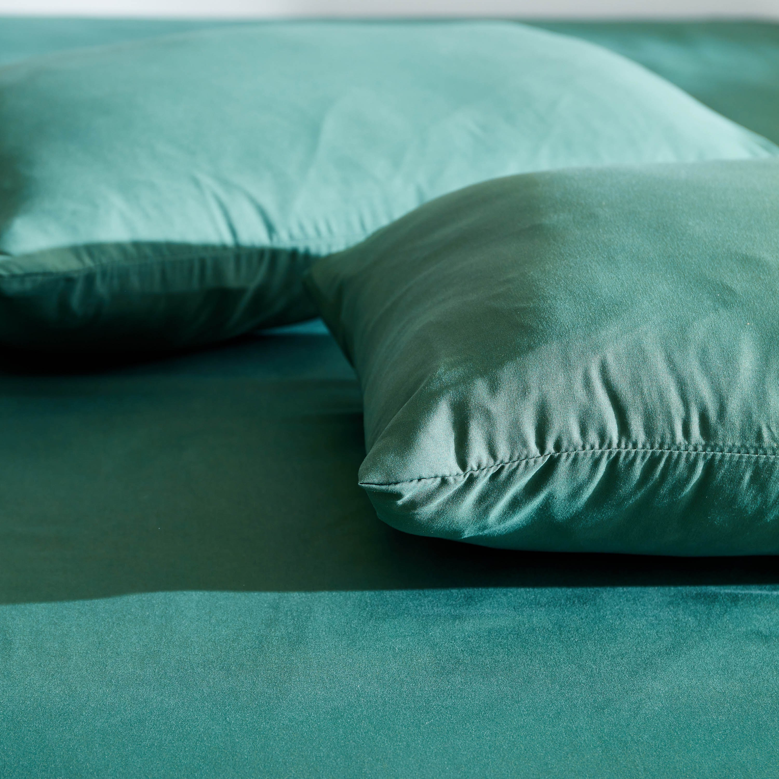 طقم غطاء وسادة ألياف دقيقة سادة من ديربي - 45x75 سم-hbxhomeware-hbxbedroom-image-4