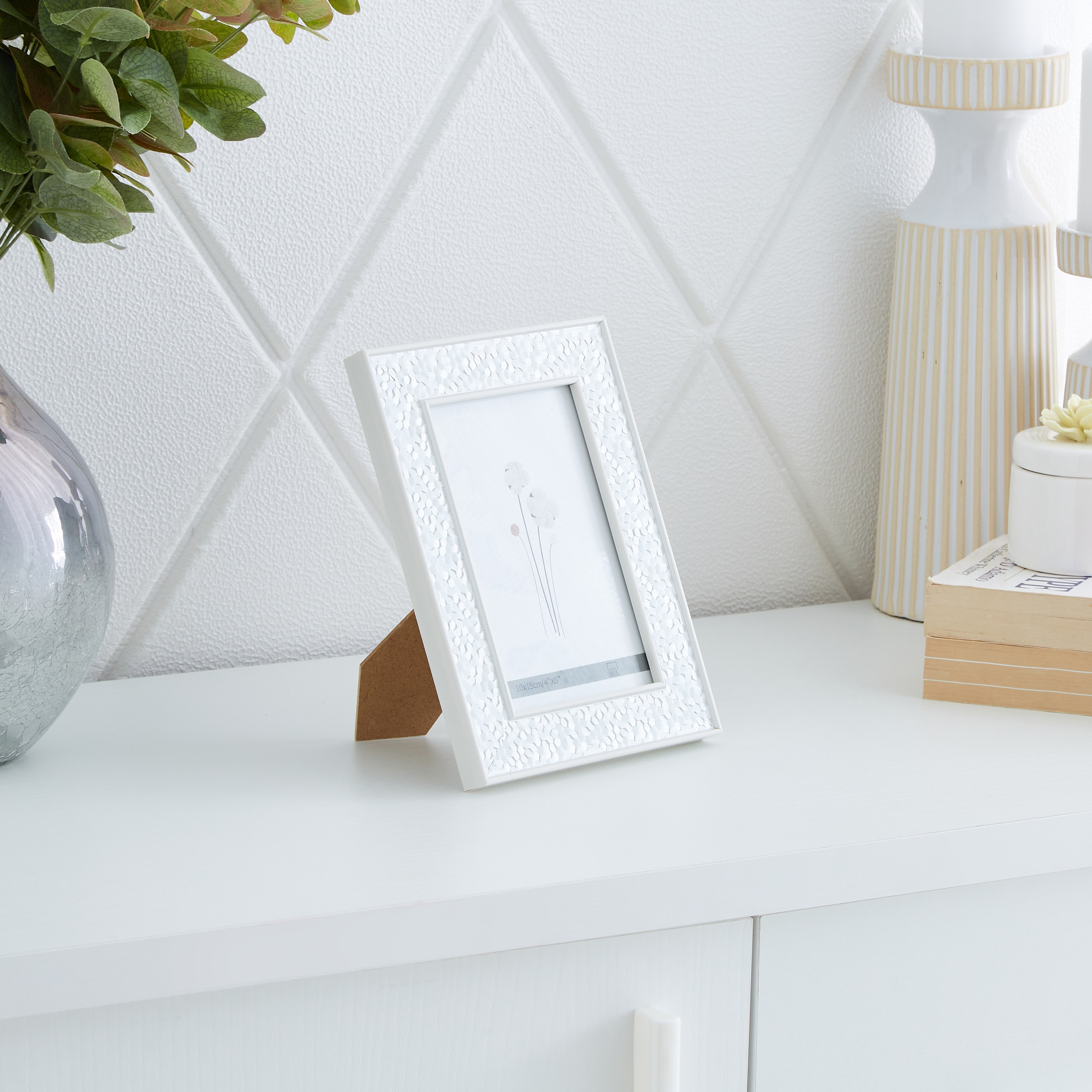 برواز صور من ليا - 15x2x20 سم-hbxbedroom-decorandaccessories-photoframes-image-1