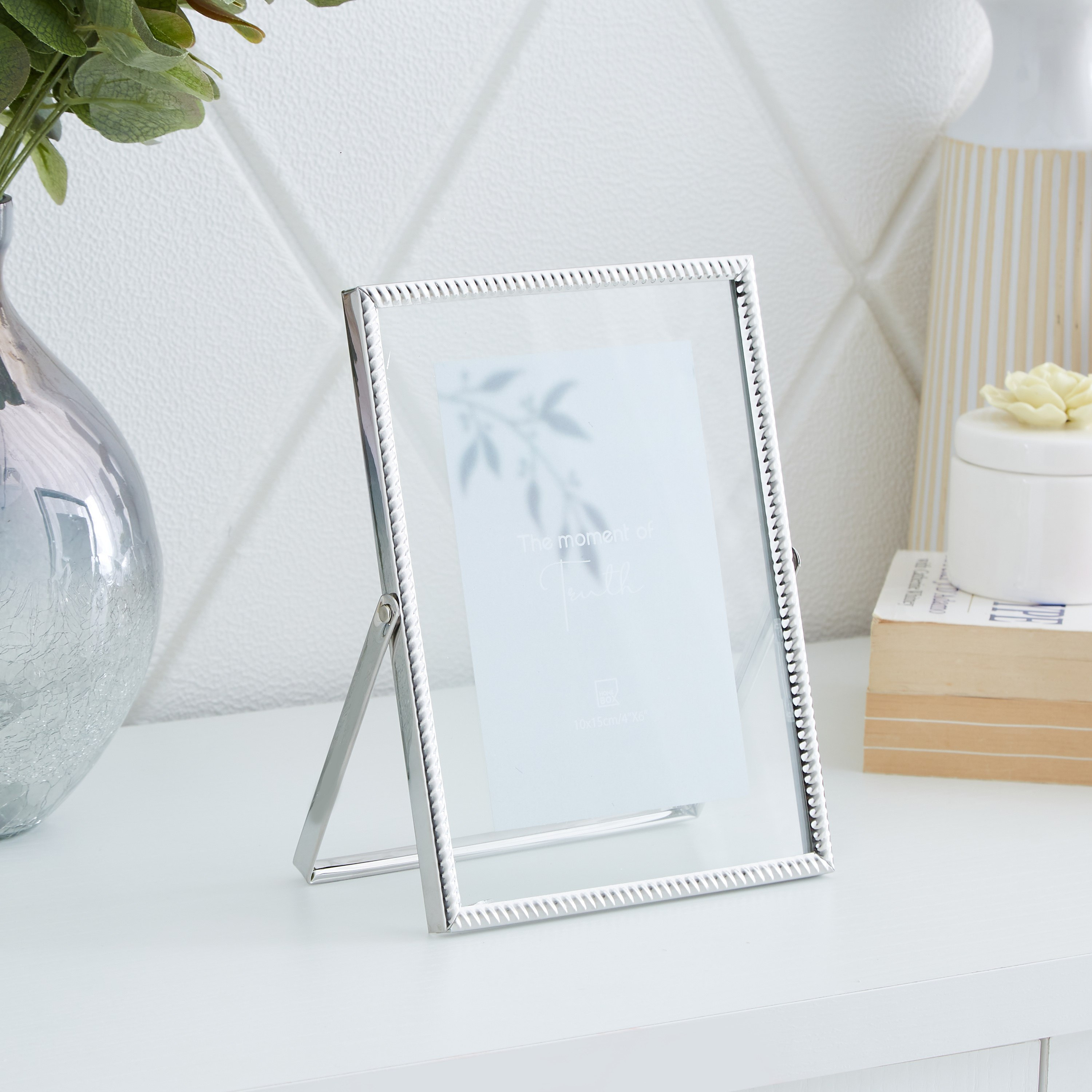 برواز صور ستانليس ستيل من ليا - 16x1x21 سم-hbxbedroom-decorandaccessories-photoframes-image-1