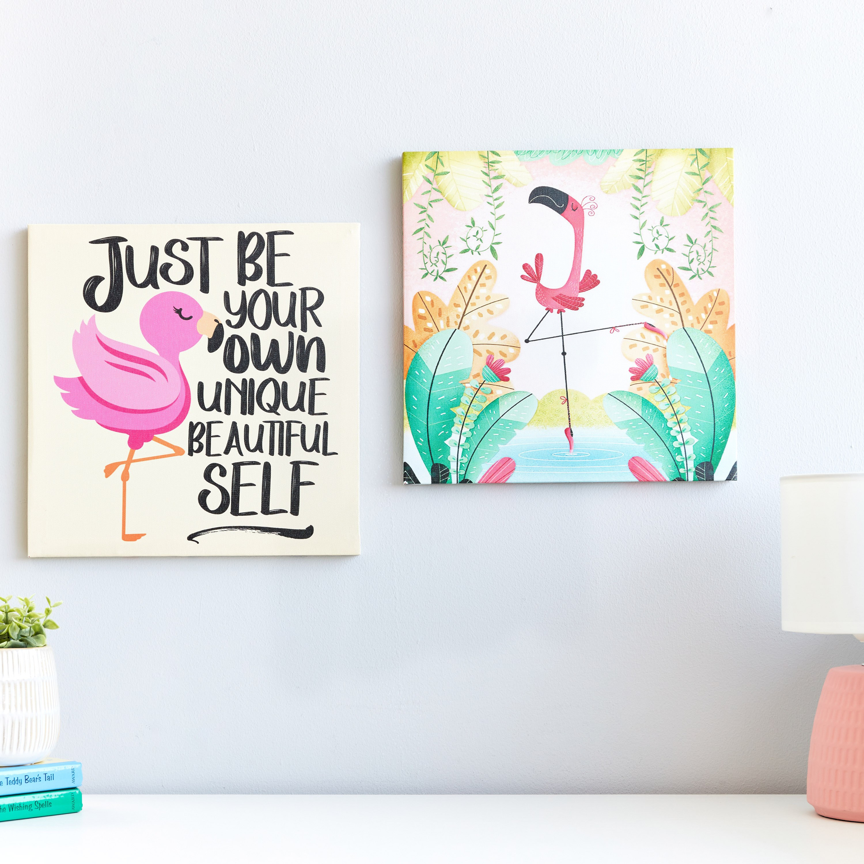 طقم زينة حائط كانفاس بطبعات قطعتين من آرتيستري - 30x30x1.8 سم-hbxhomeware-hbxkidsandyouth-image-1
