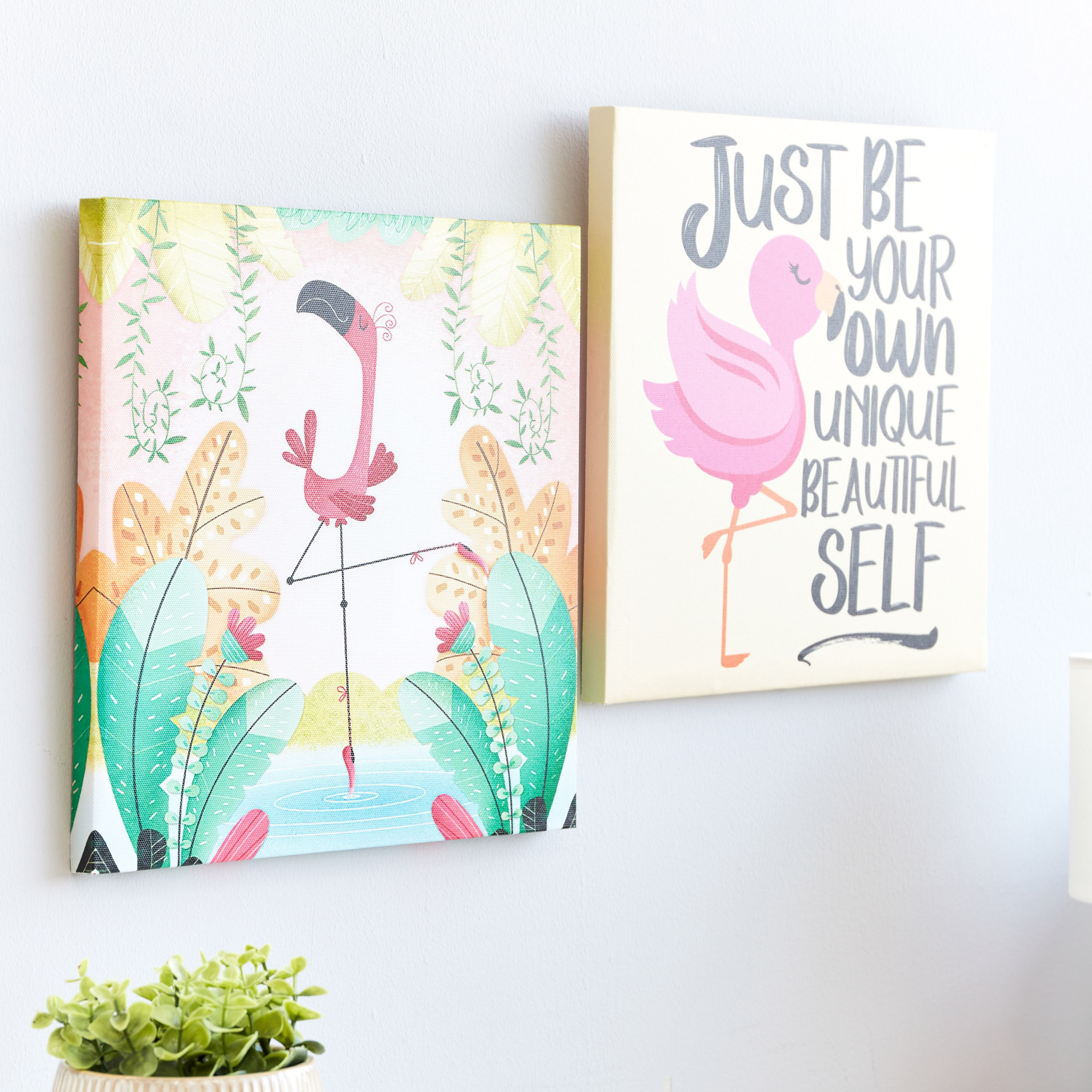 طقم زينة حائط كانفاس بطبعات قطعتين من آرتيستري - 30x30x1.8 سم-hbxhomeware-hbxkidsandyouth-image-2