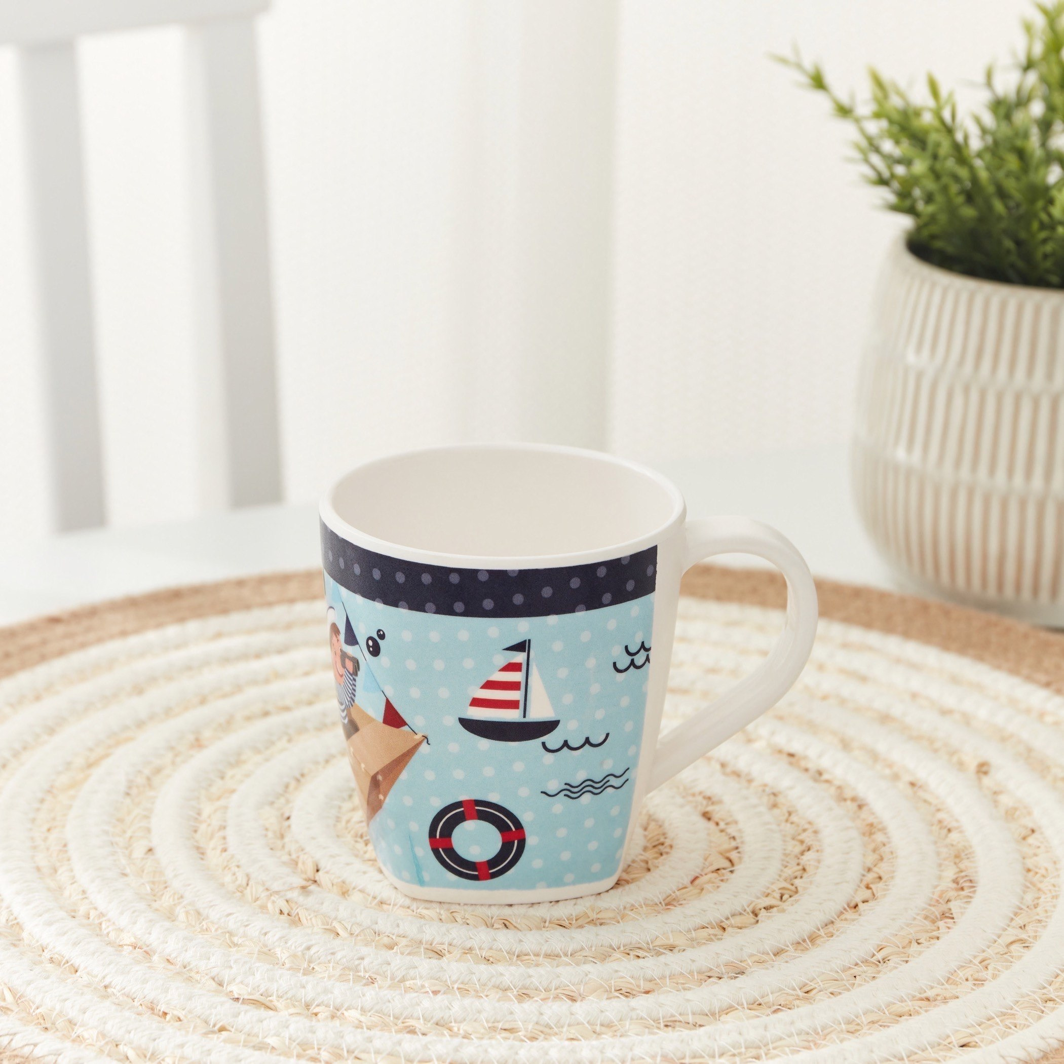 مج بتصميم أسطورة البحار من ترينيتي - 8.2x8.8 سم-hbxhomeware-hbxkidsandyouth-image-1