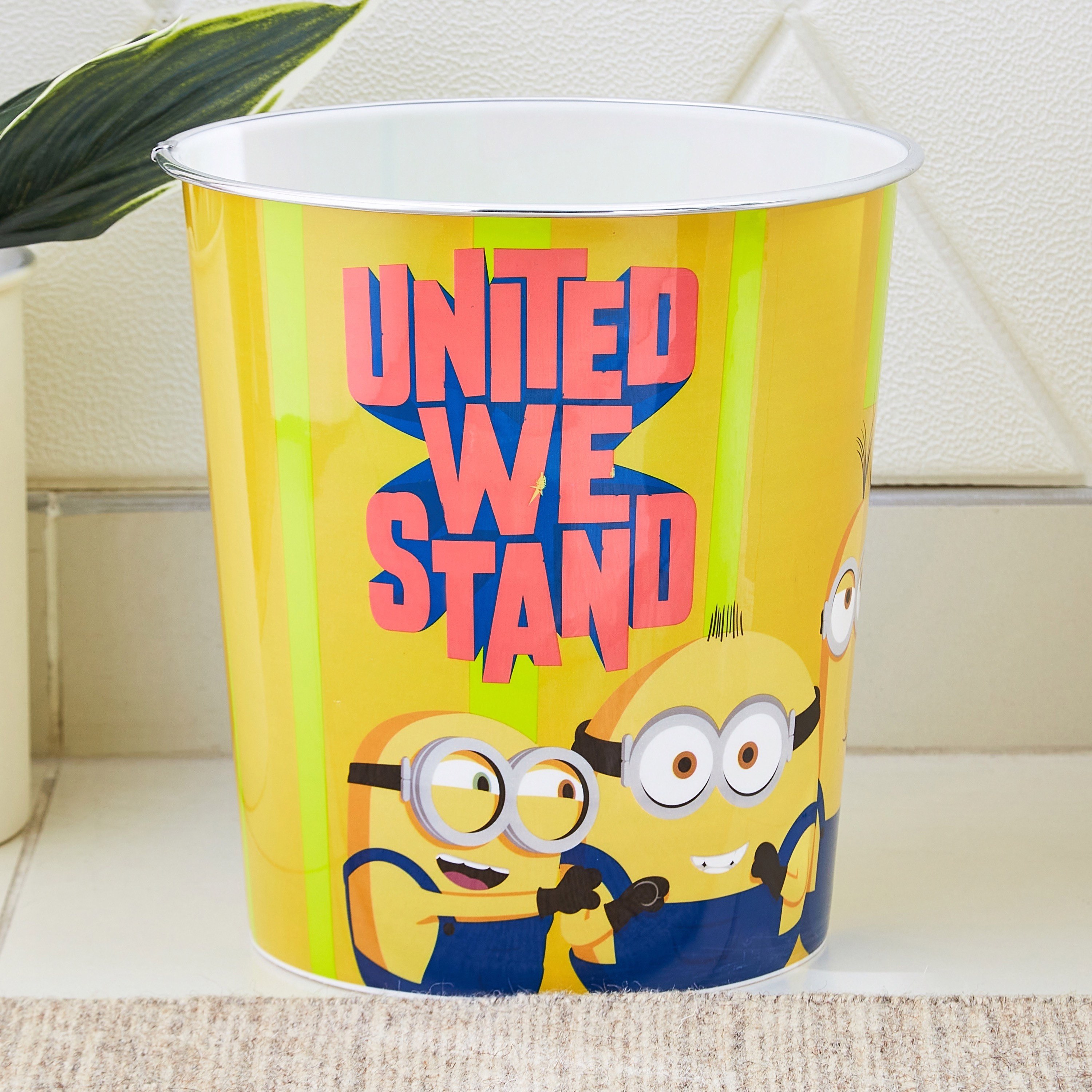 سلة نفايات بتصميم مينيونز يونايتد-hbxhomeware-hbxkidsandyouth-image-1