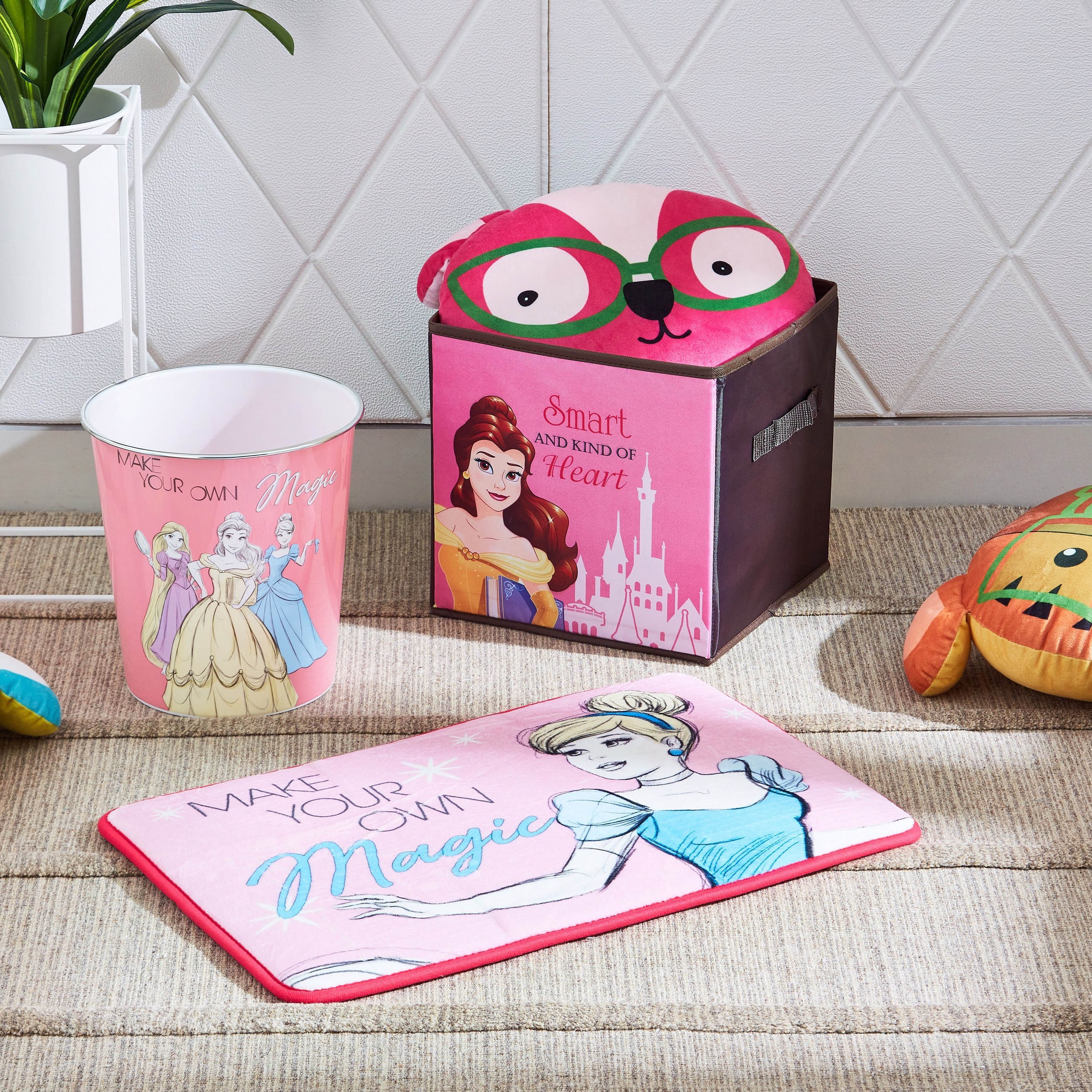 سجادة أرضية بطبعات من برنسيس-hbxhomeware-hbxkidsandyouth-image-4
