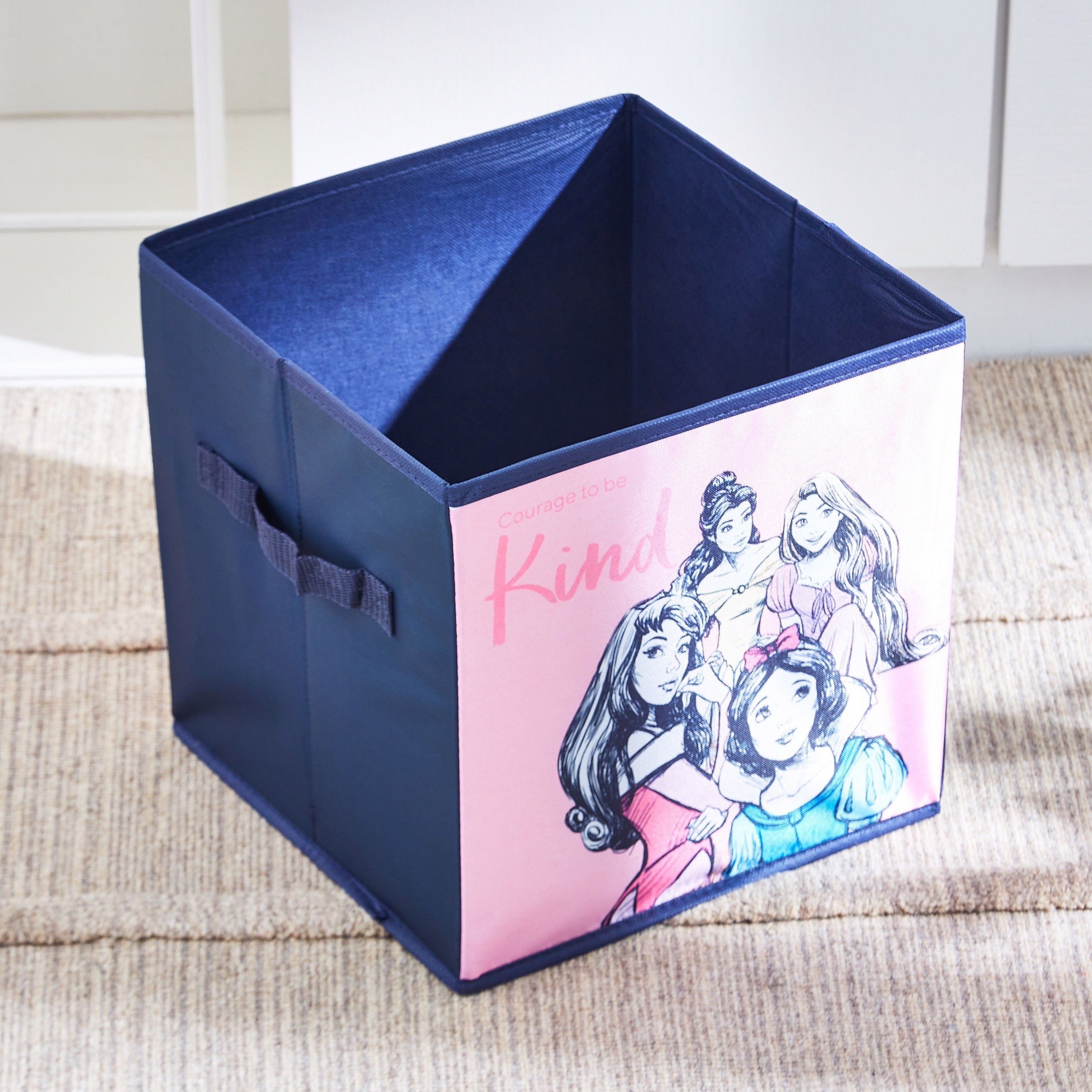 صندوق تخزين قابل للطي بطبعات من برينسيس-hbxhomeware-hbxkidsandyouth-image-2