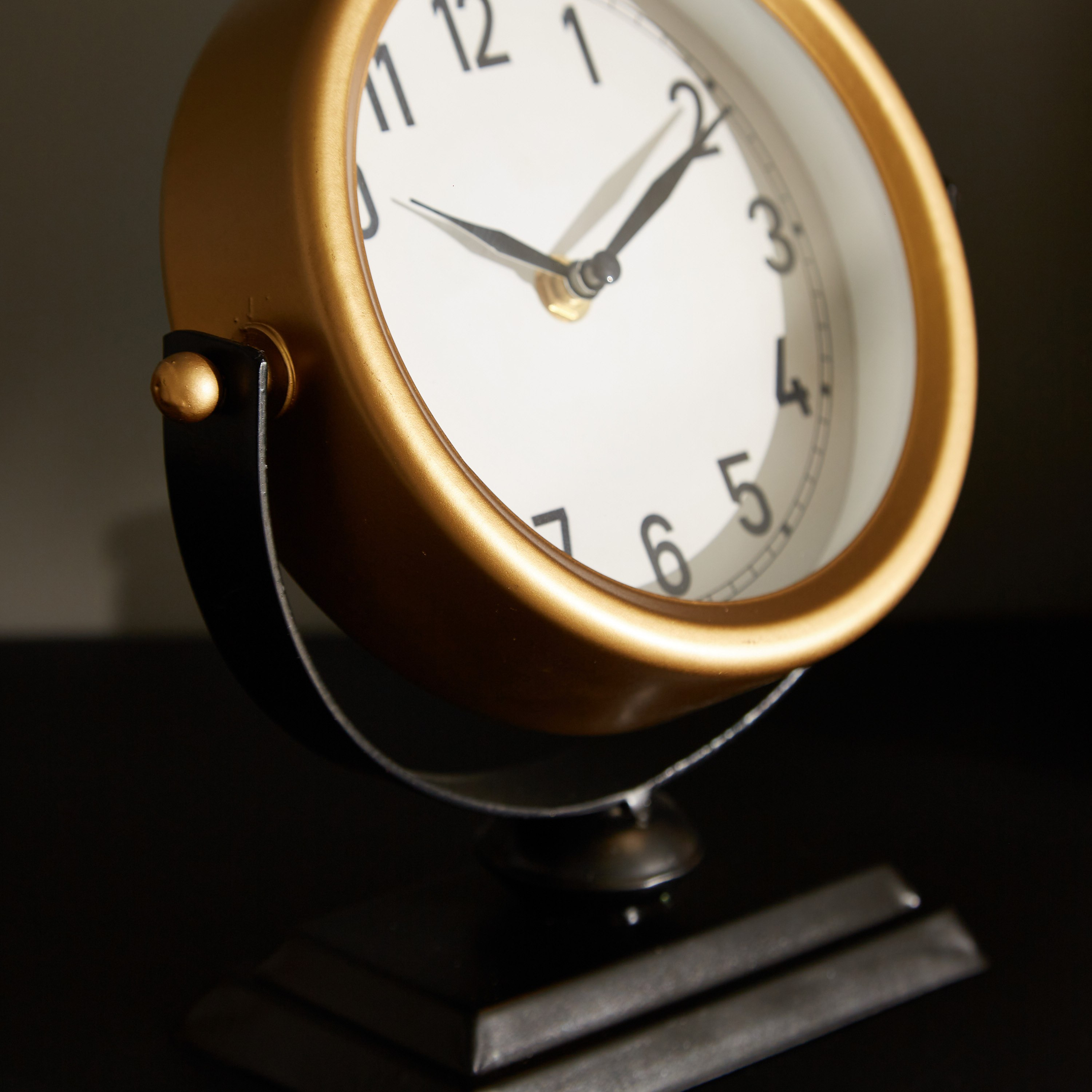 ساعة طاولة متأرجحة من أورورا - 20×9×40 سم-PROMO_HB_AE_B1G1_250925-image-3