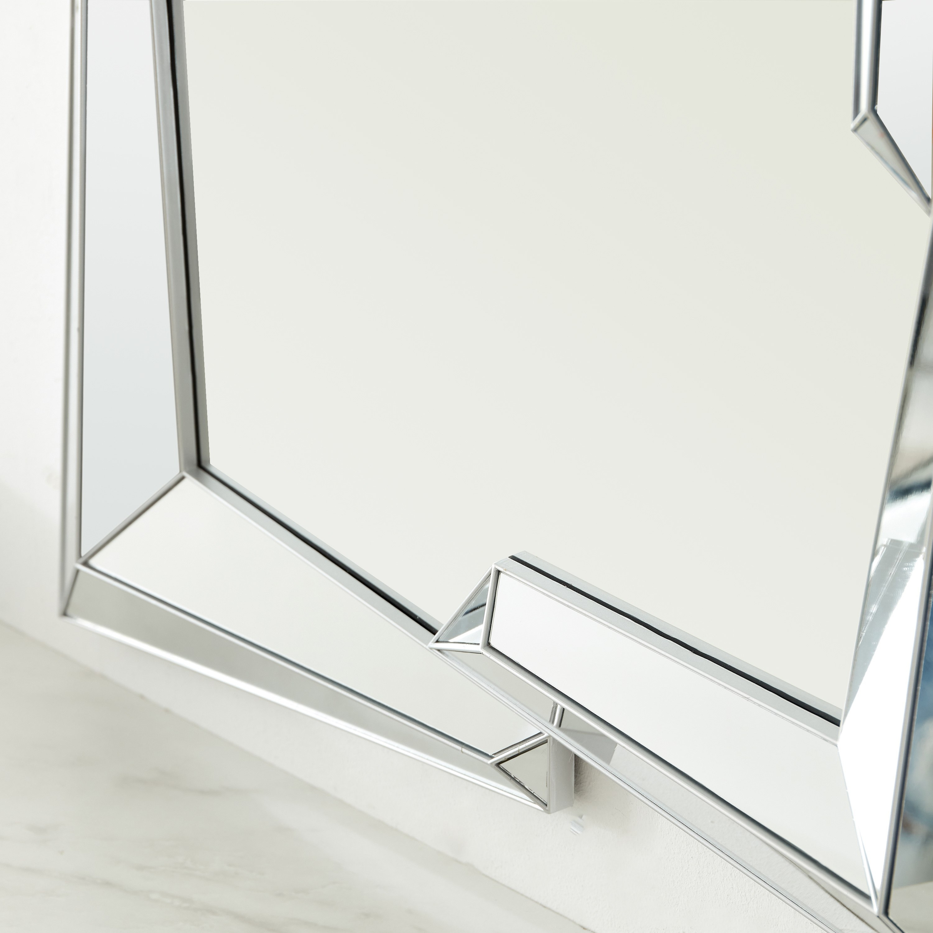مرآة ديكور بتصميم متداخل من إيفرلي - 57x6x75 سم-PROMO_HB_AE_B1G1_250925-image-3