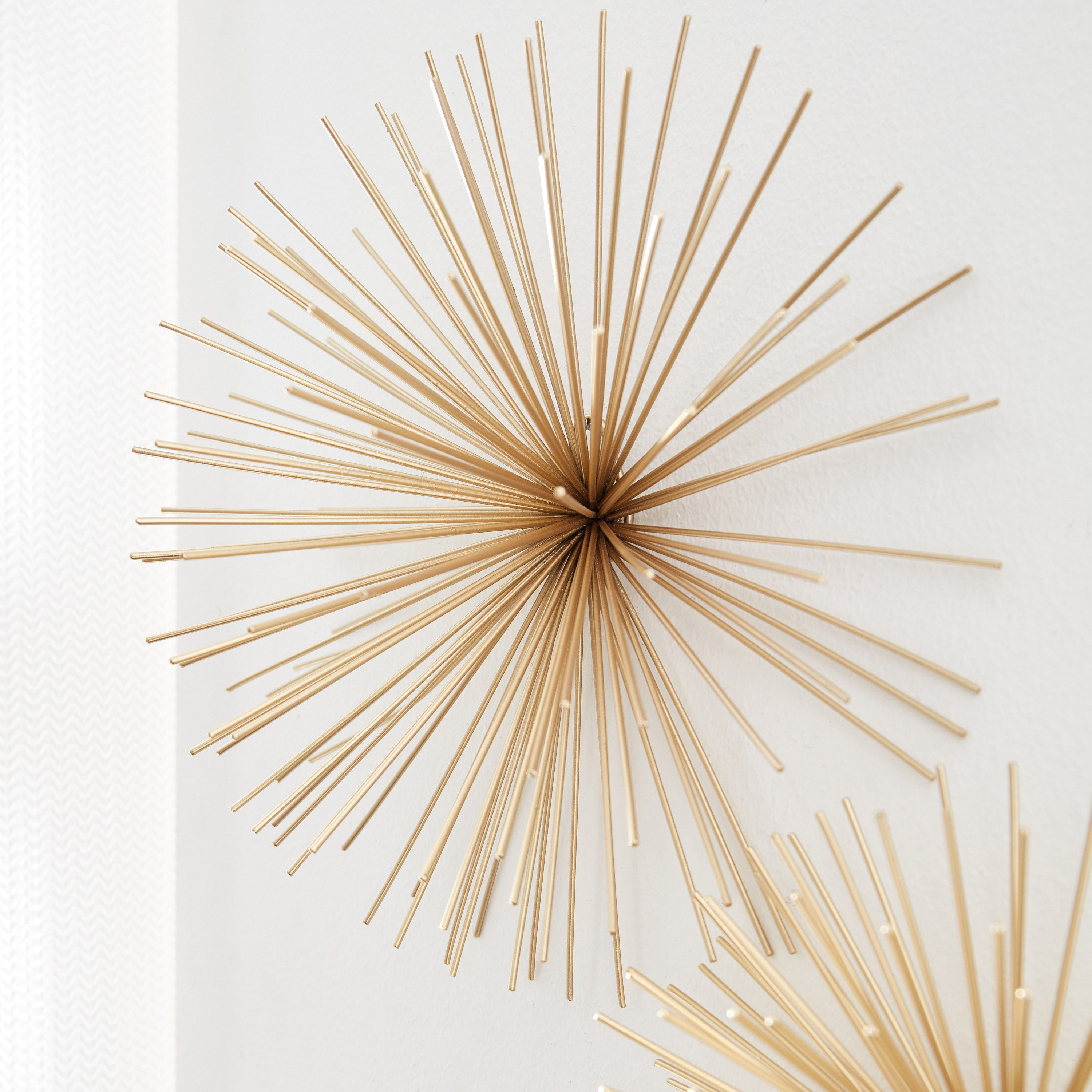 طقم زينة حائط معدنية 3 قطع من إيفرلي-hbxdiningroom-walldecor-wallart-image-3