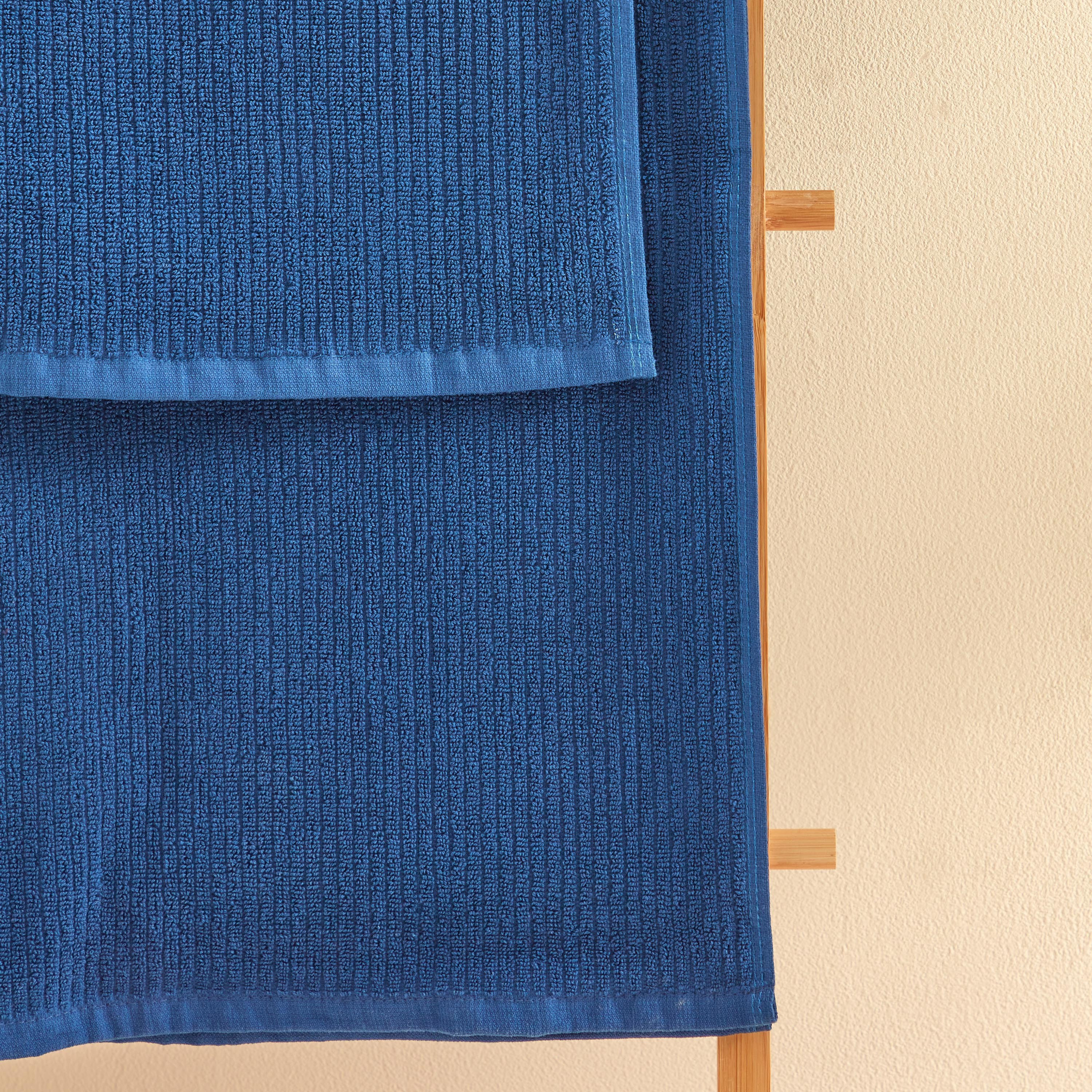 طقم مناشف قطنية مضلعة من أورلا - 3 قطع-hbxbathroom-bathroomtextiles-image-3