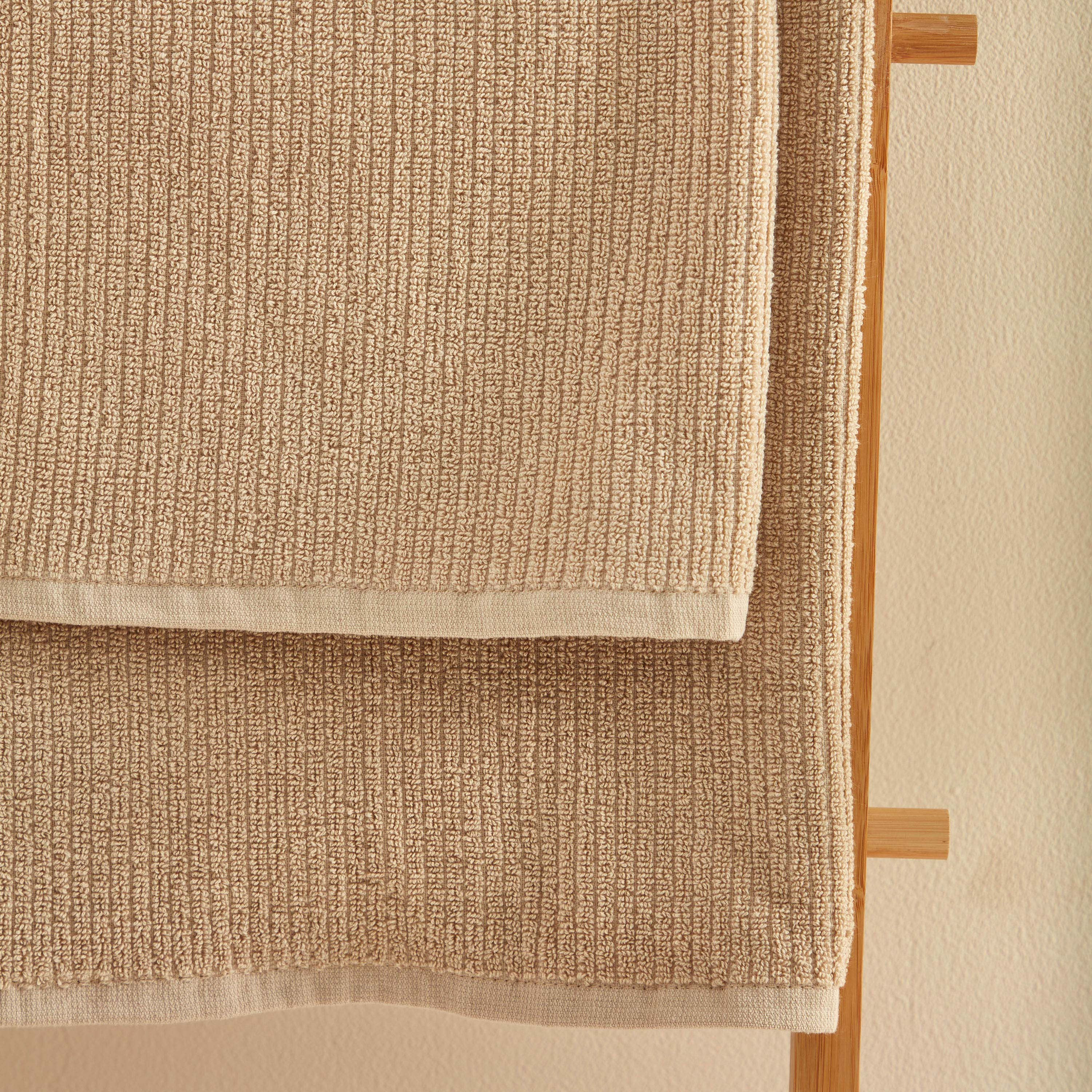 طقم مناشف قطنية مضلعة من أورلا - 3 قطع-hbxbathroom-bathroomtextiles-image-3