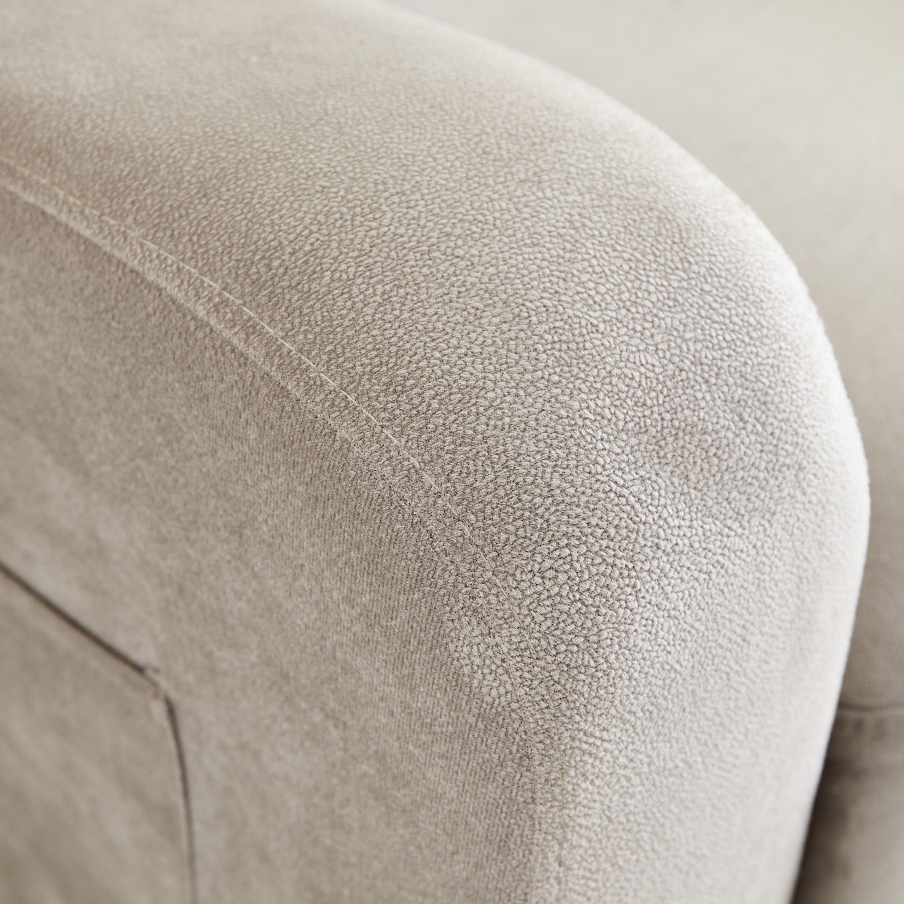 كنبة قماش مقعدين من جاري-hbxlivingroom-sofasandarmchairs-sofas-image-3