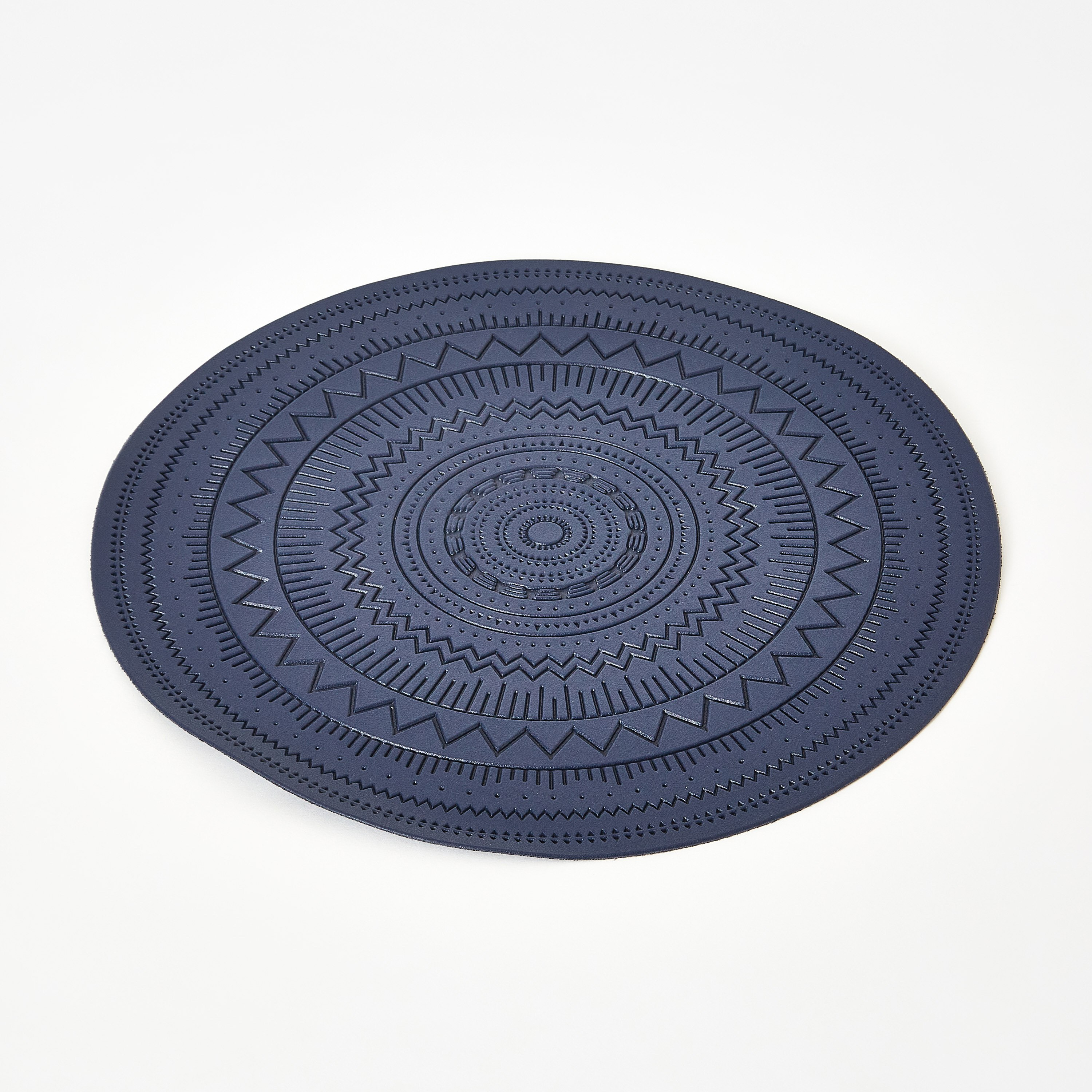 لبادة صحون من كلوريد البولي فينيل من ويلو - 38 سم-hbxdecorandfurnishings-homefurnishings-tablelinens-image-4