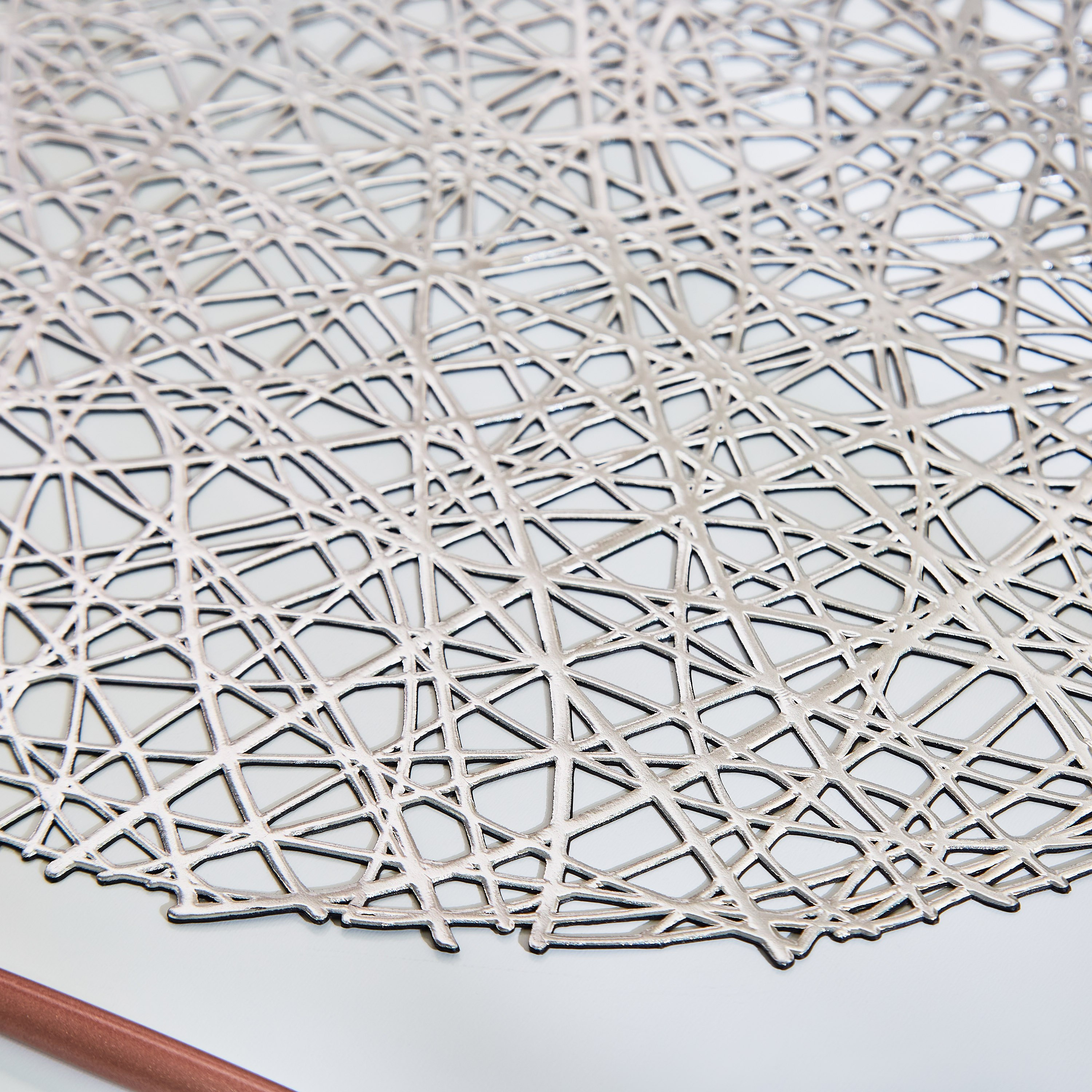 لبادة صحون من كلوريد البولي فينيل من نوردك - 38 سم-hbxdecorandfurnishings-homefurnishings-tablelinens-image-2