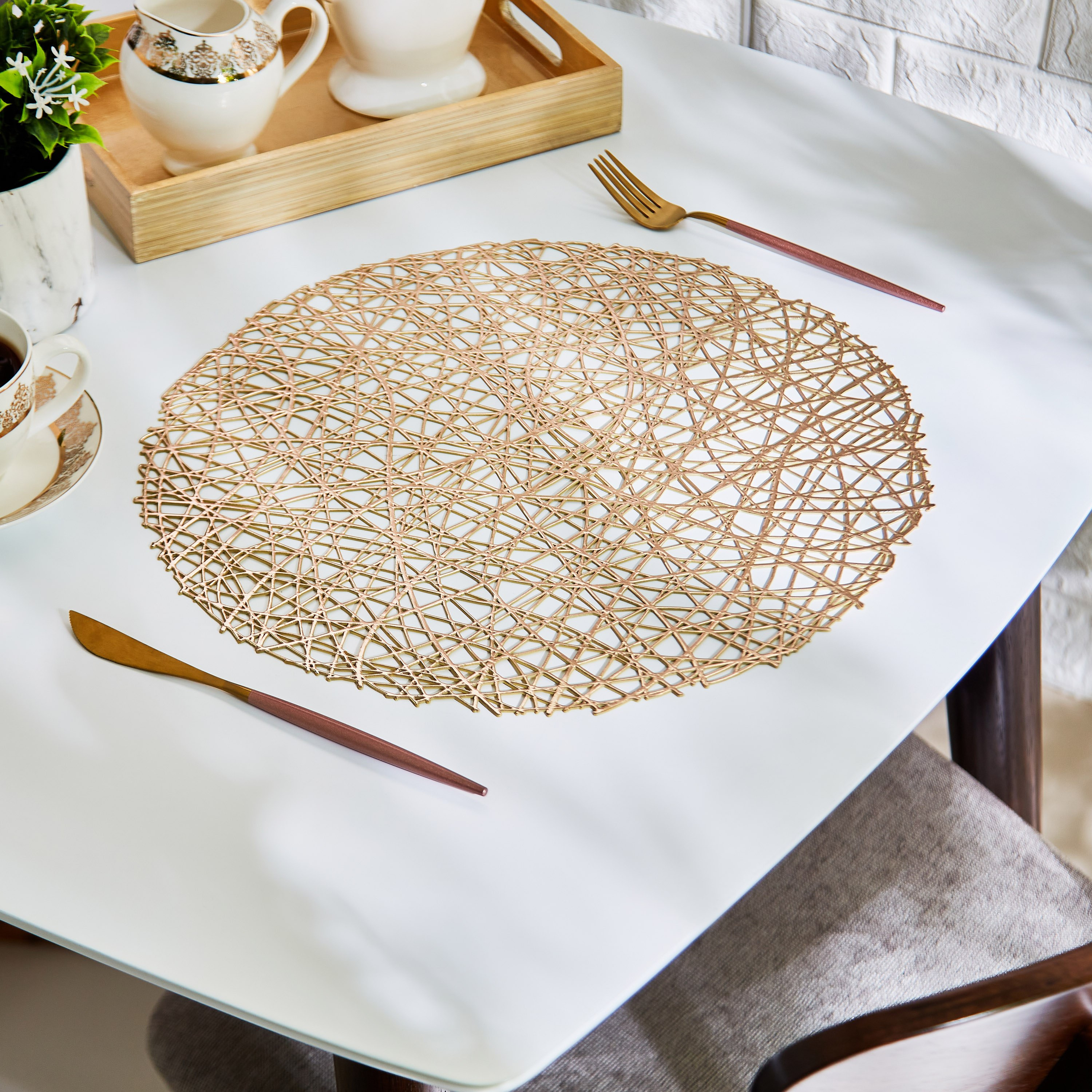 لبادة صحون بي في سي من نوردك - 38 سم-hbxdecorandfurnishings-homefurnishings-tablelinens-image-1