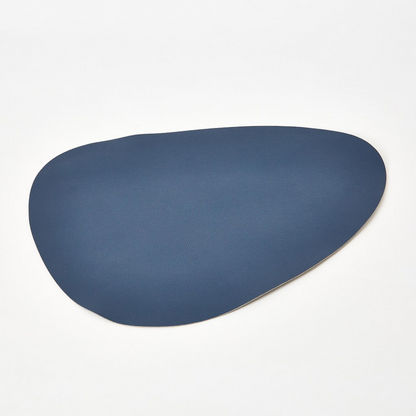 Pebble Reversible Oval PVC Placemat - 37x45 cms