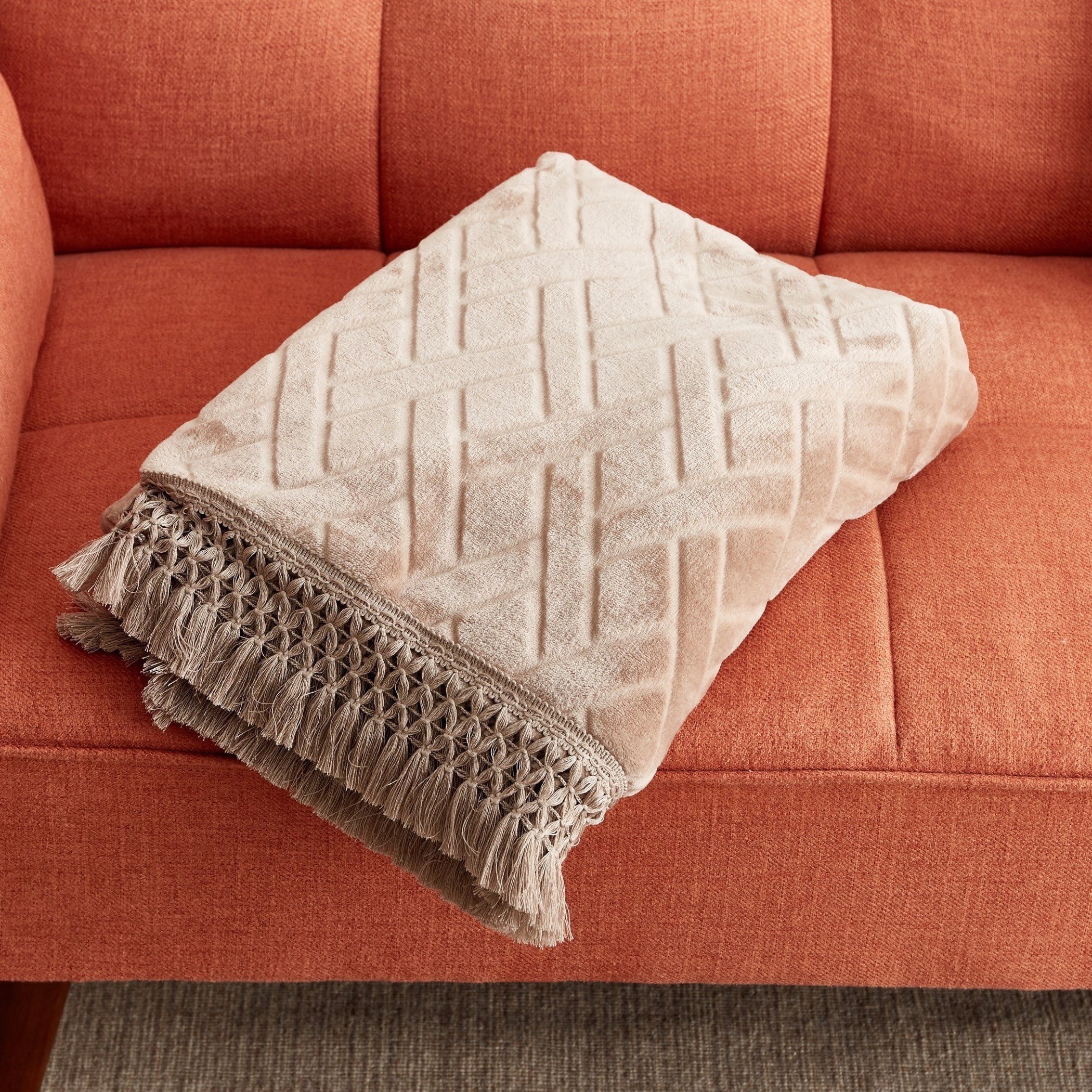 غطاء فانيلا منقوش باللؤلؤ - 130x170 سم-hbxhomeware-hbxbedroom-image-3