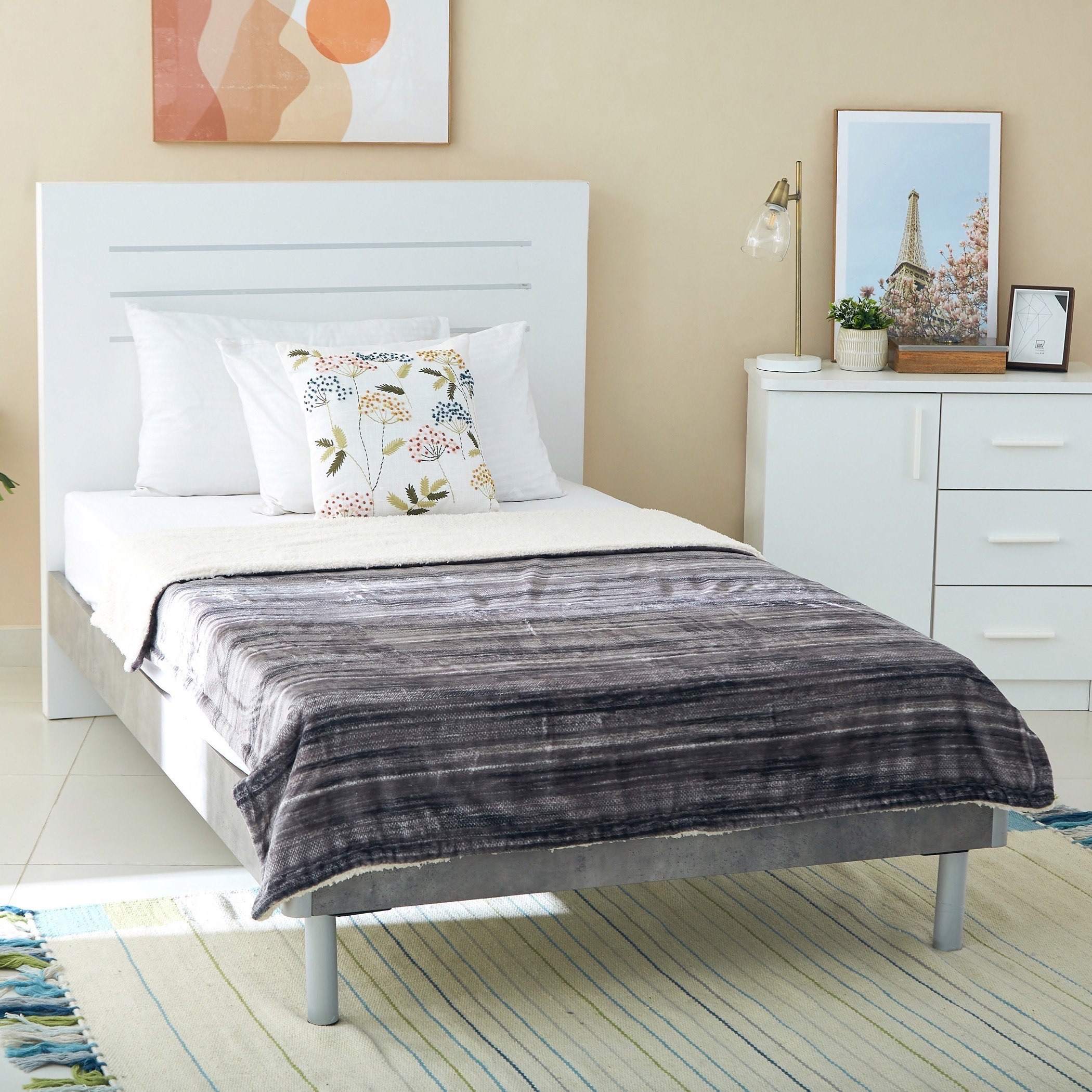 بطانية كوين شيربا فلانيل بطبعات من براكستون - 200x220  سم-hbxhomeware-hbxbedroom-image-5