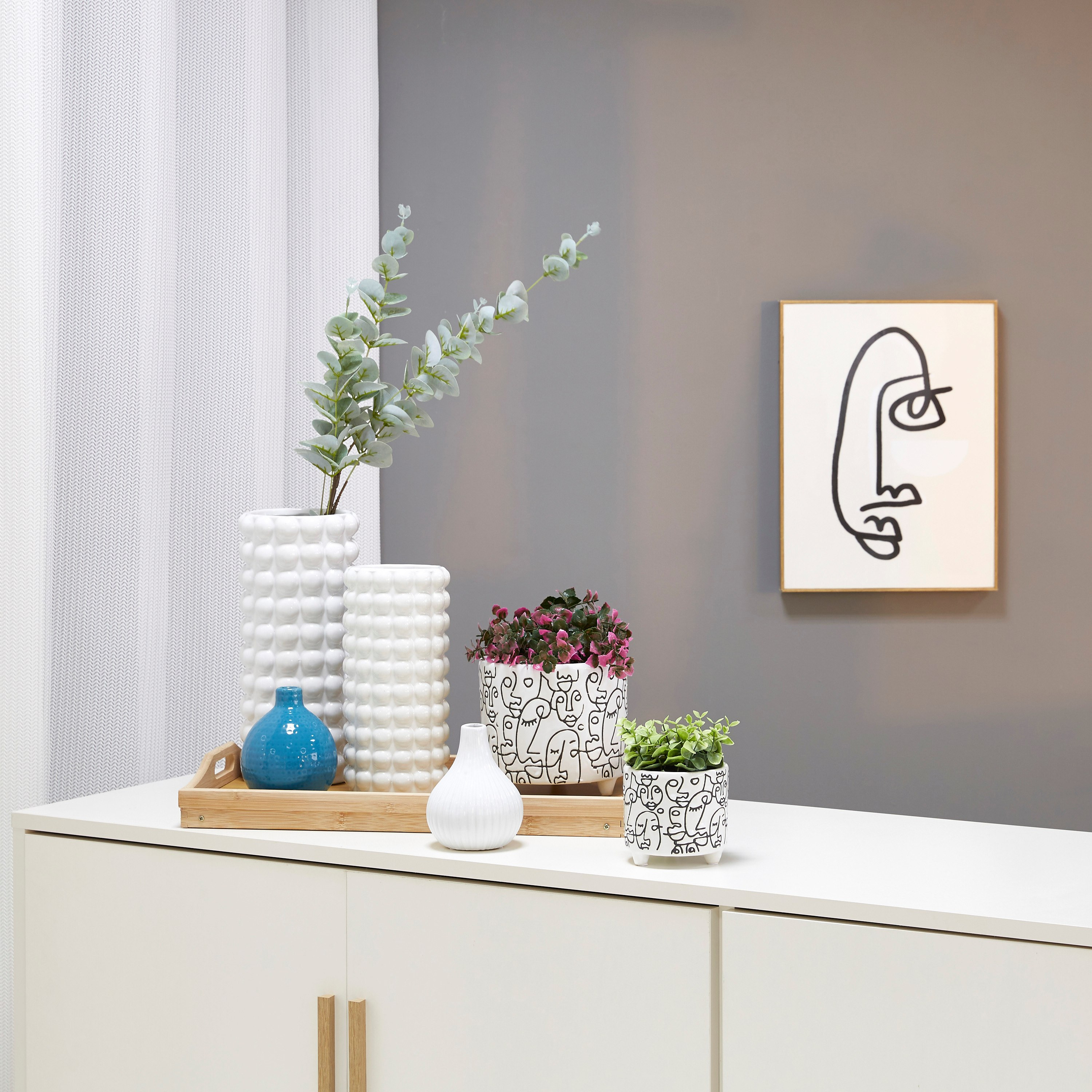 مزهرية سيراميك بارزة الملمس طويلة من سانسا - 14x14x31 سم-hbxbedroom-decorandaccessories-vases-image-4